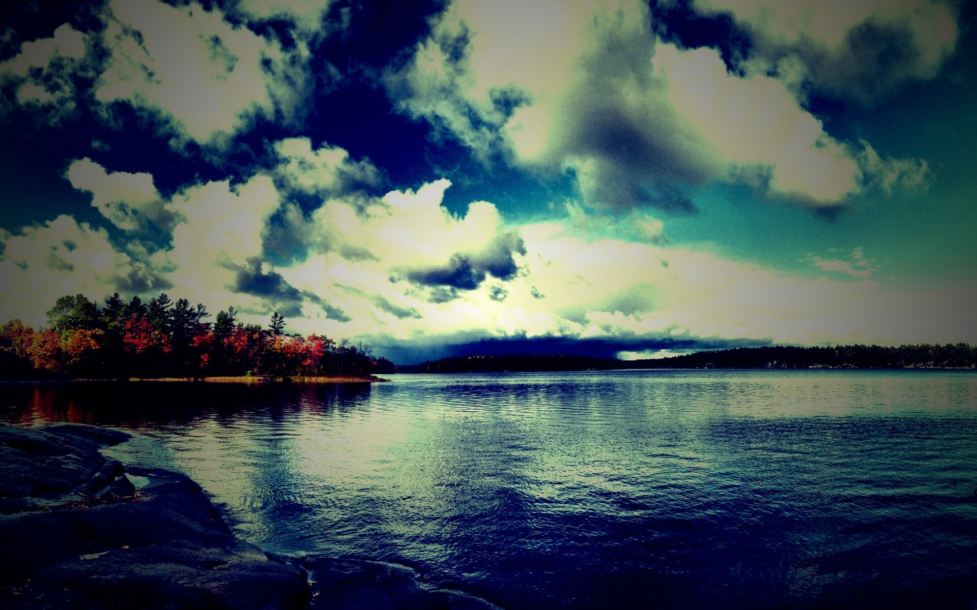 Штиль над озером обои