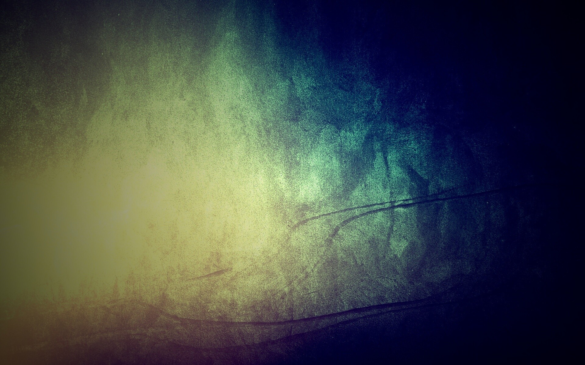 Царапины на стене обои