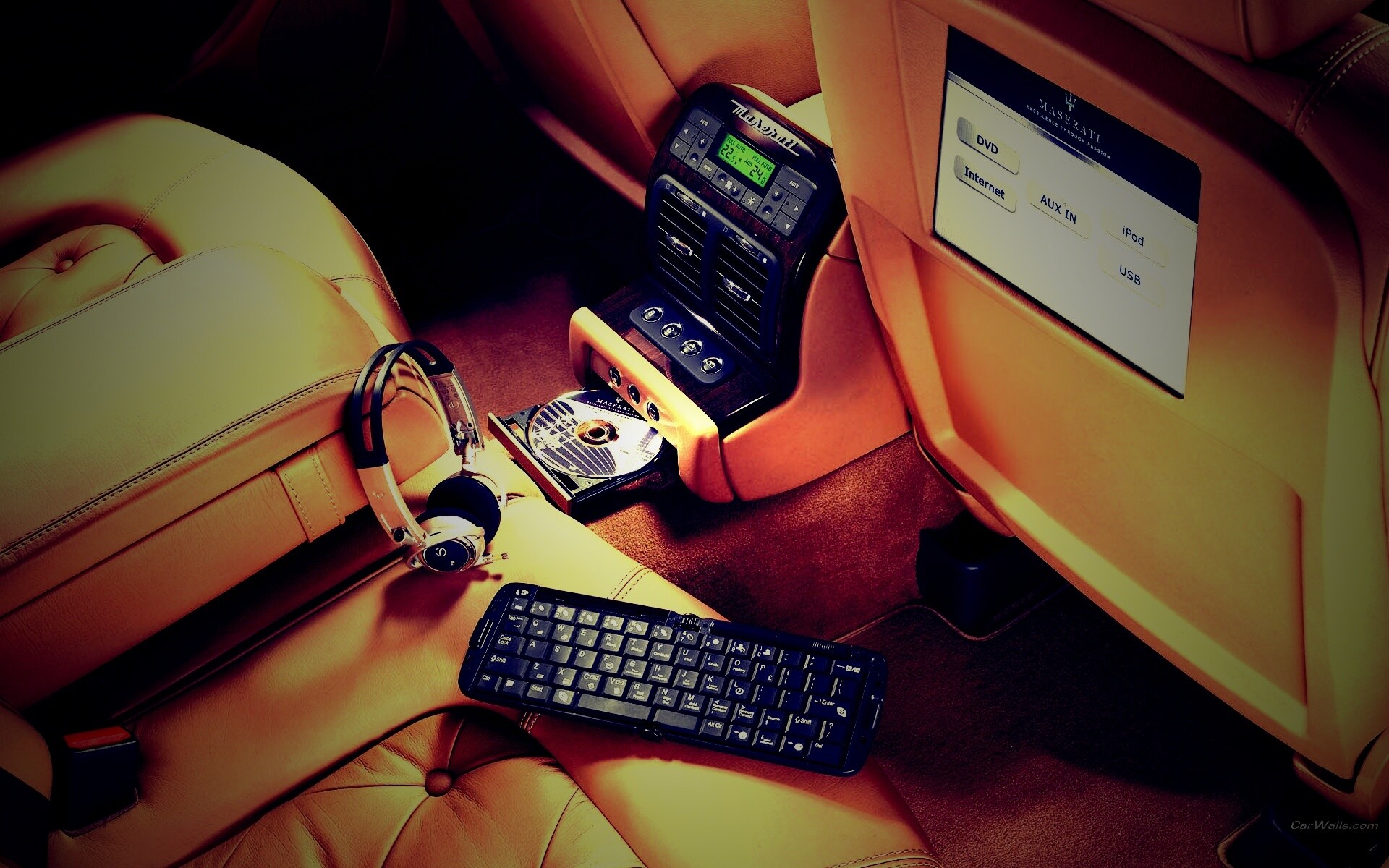 Салон Quattroporte обои