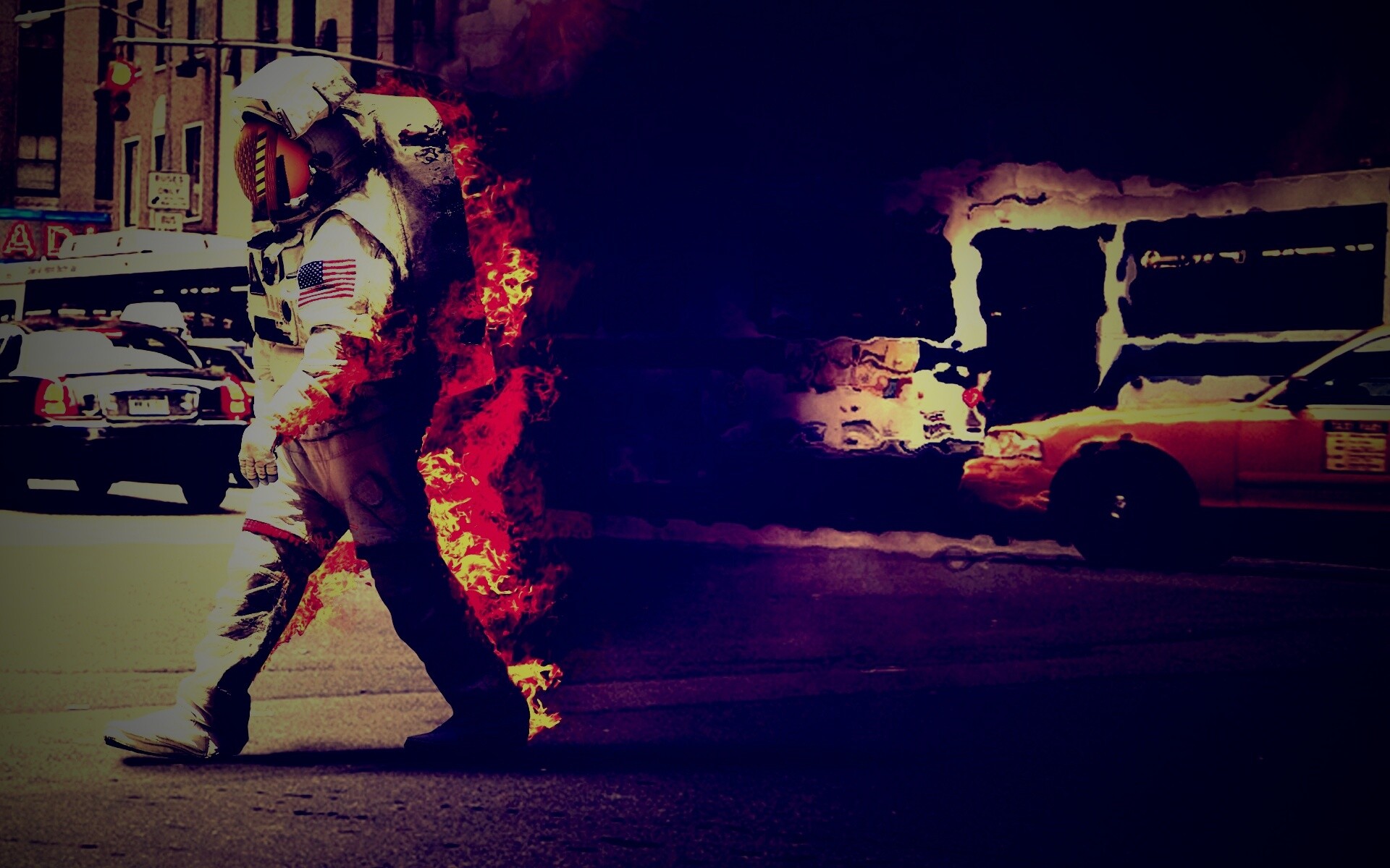 Астронавт в огне обои