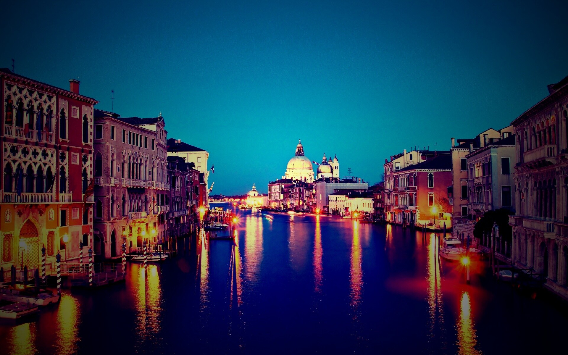 Канал в Венеции обои
