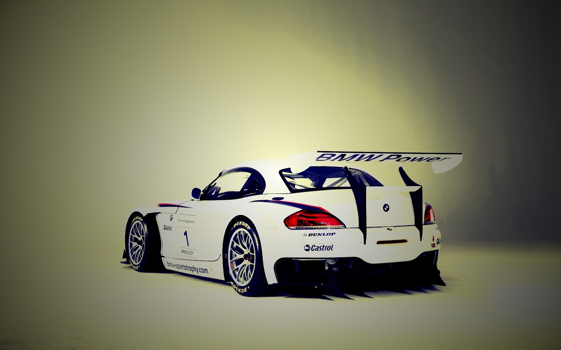 Рендер спортивного BMW обои
