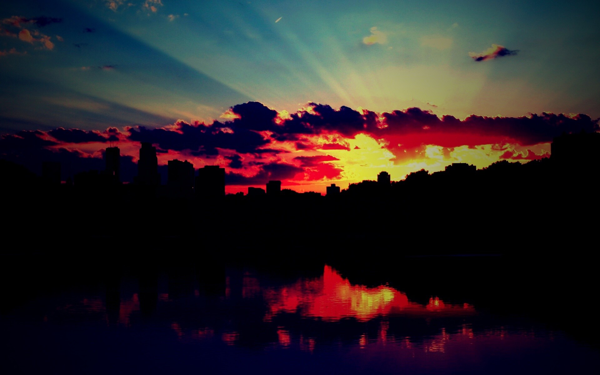Закат над городом обои