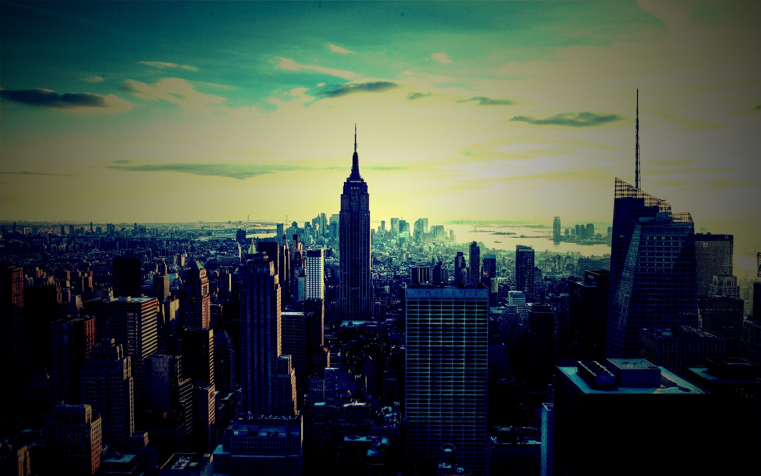 Большой город обои