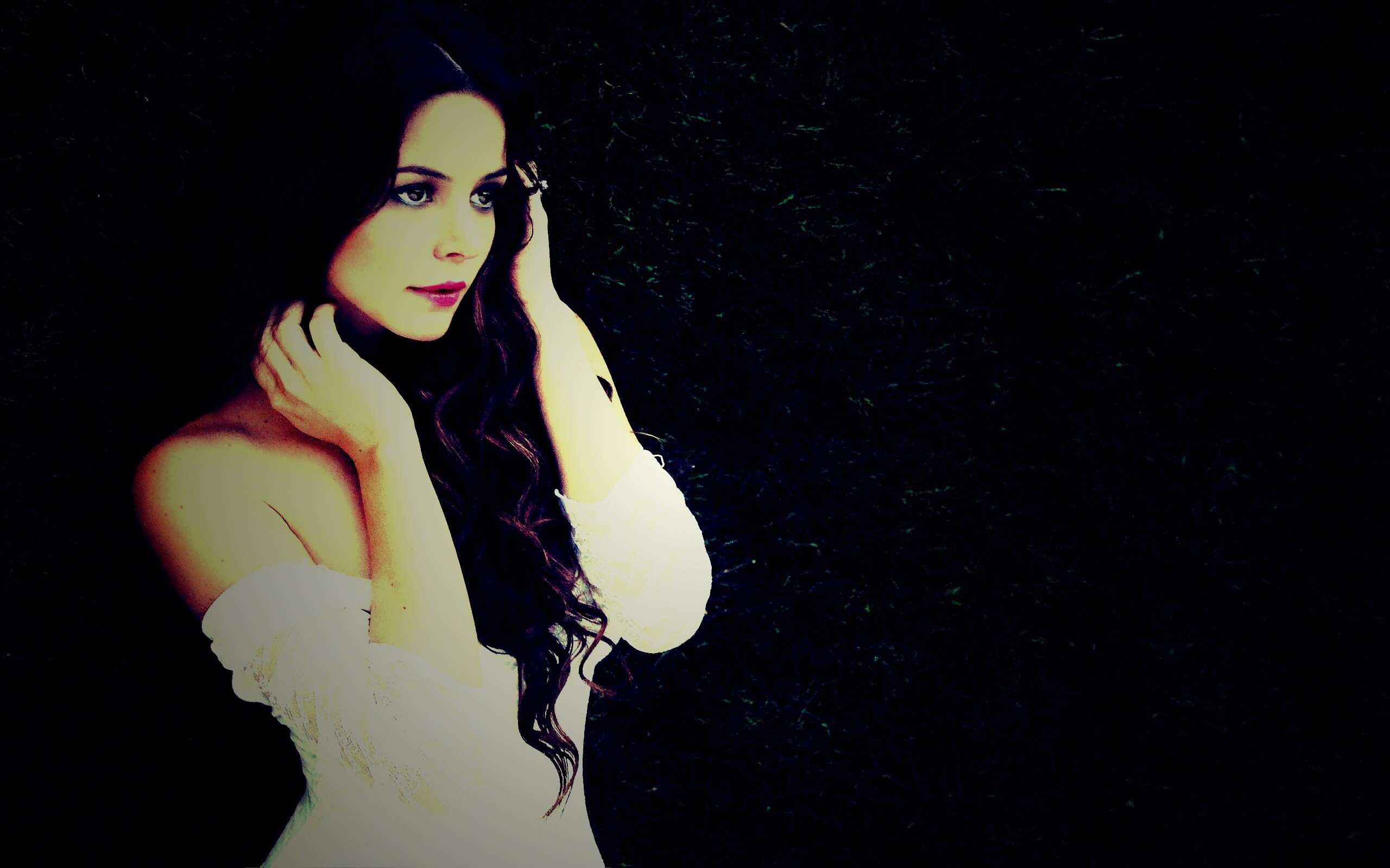 В белом платье обои