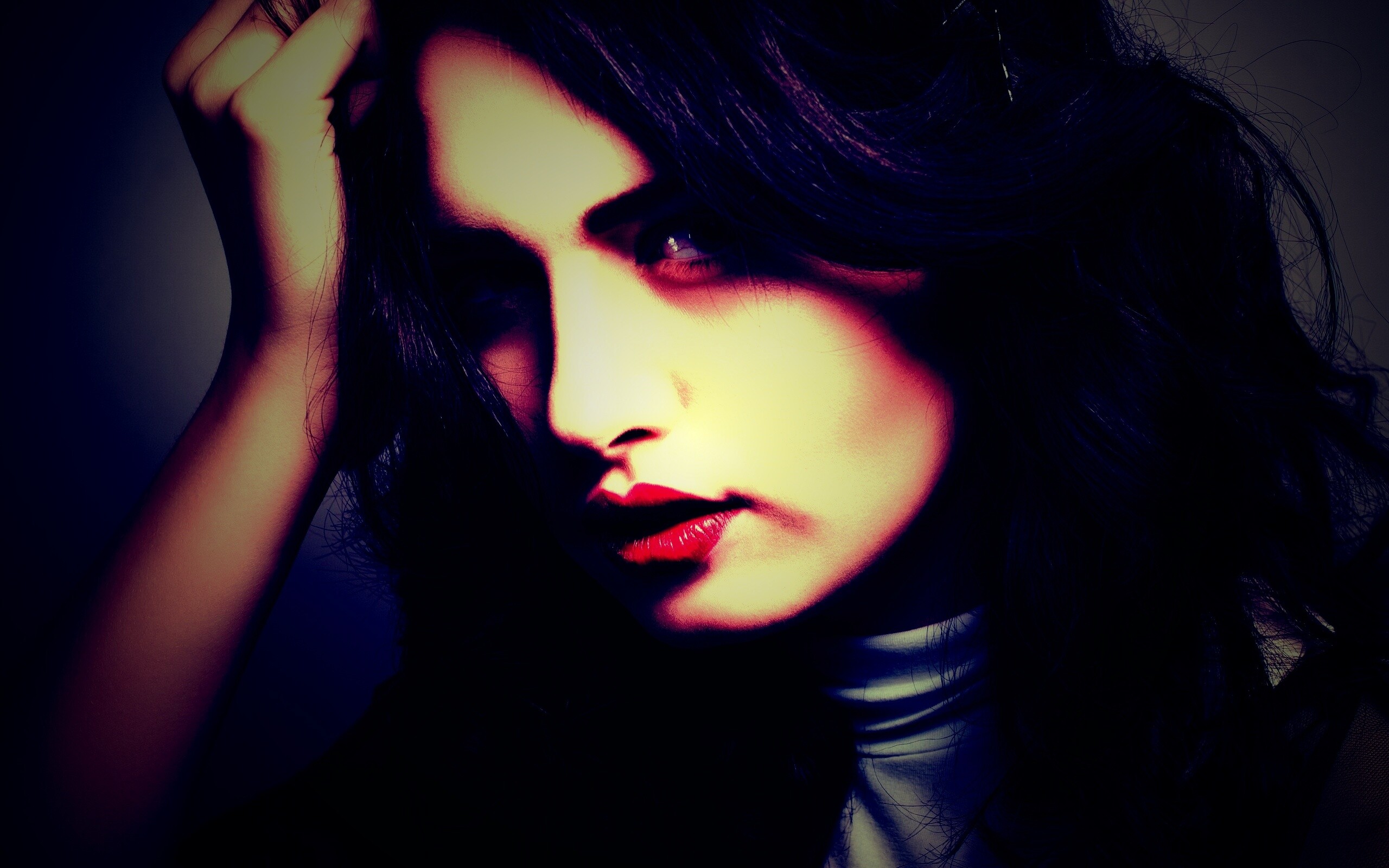 Модель с отличным макияжем обои