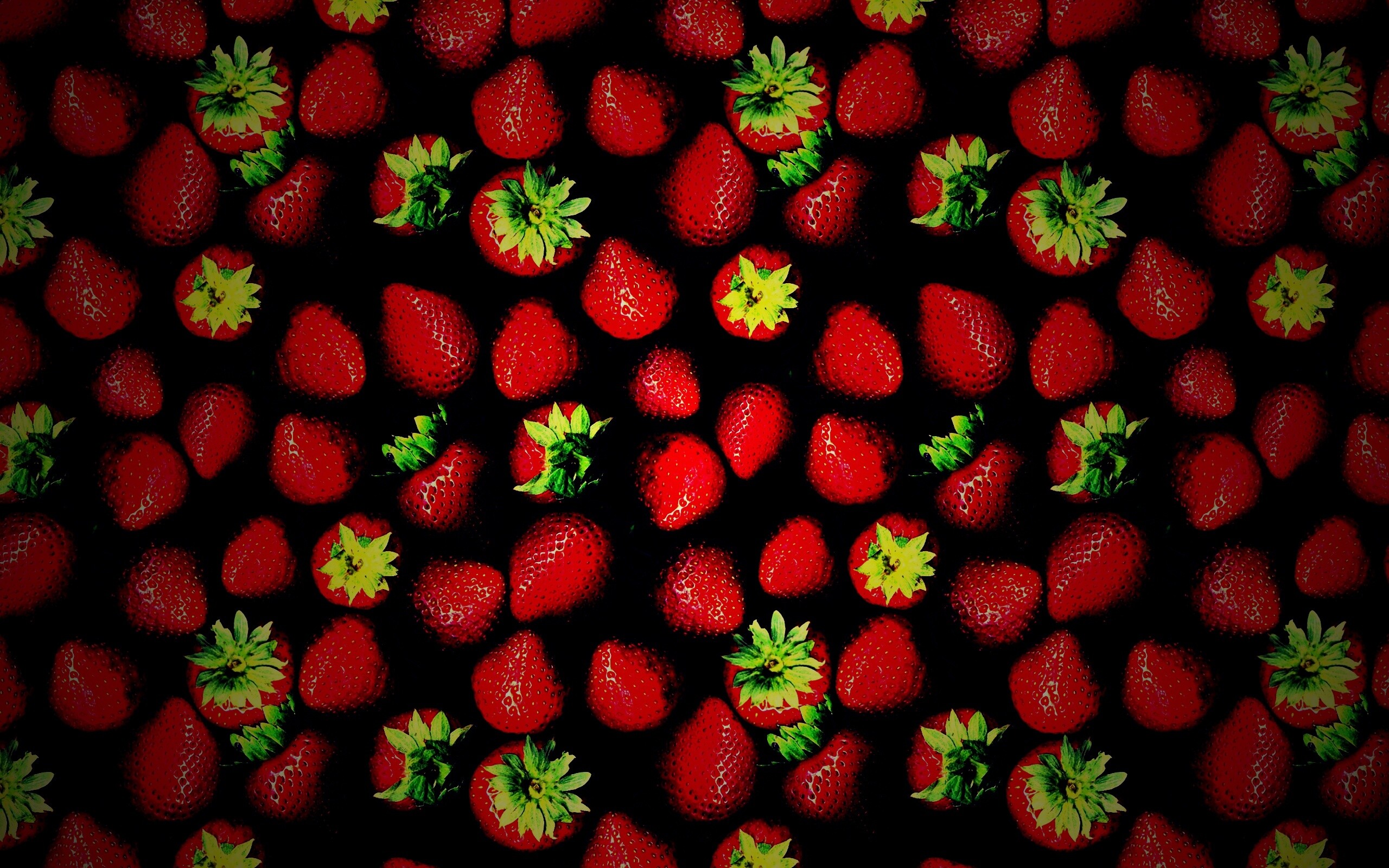 Сочная отличная клубника обои