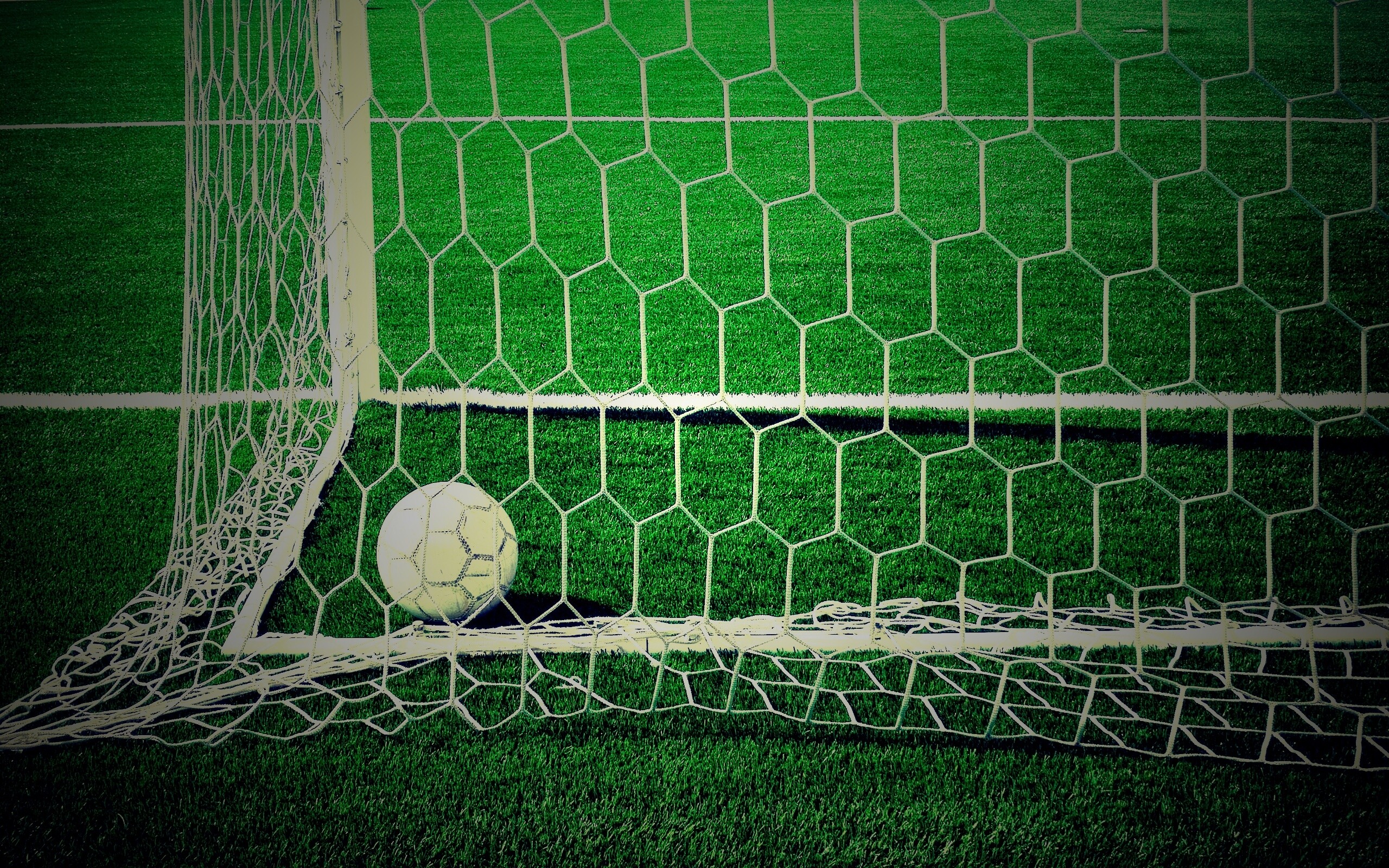 Футбольные ворота обои