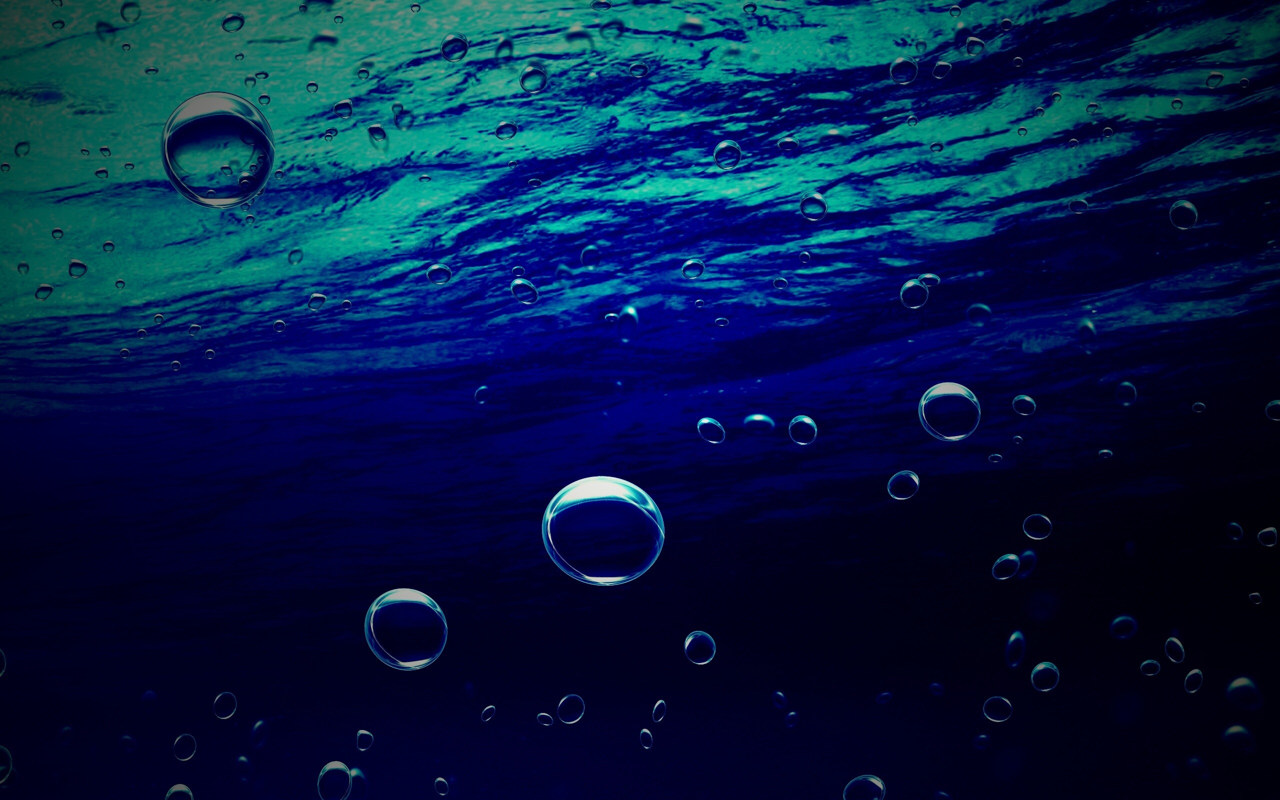 Пузыри под водой обои