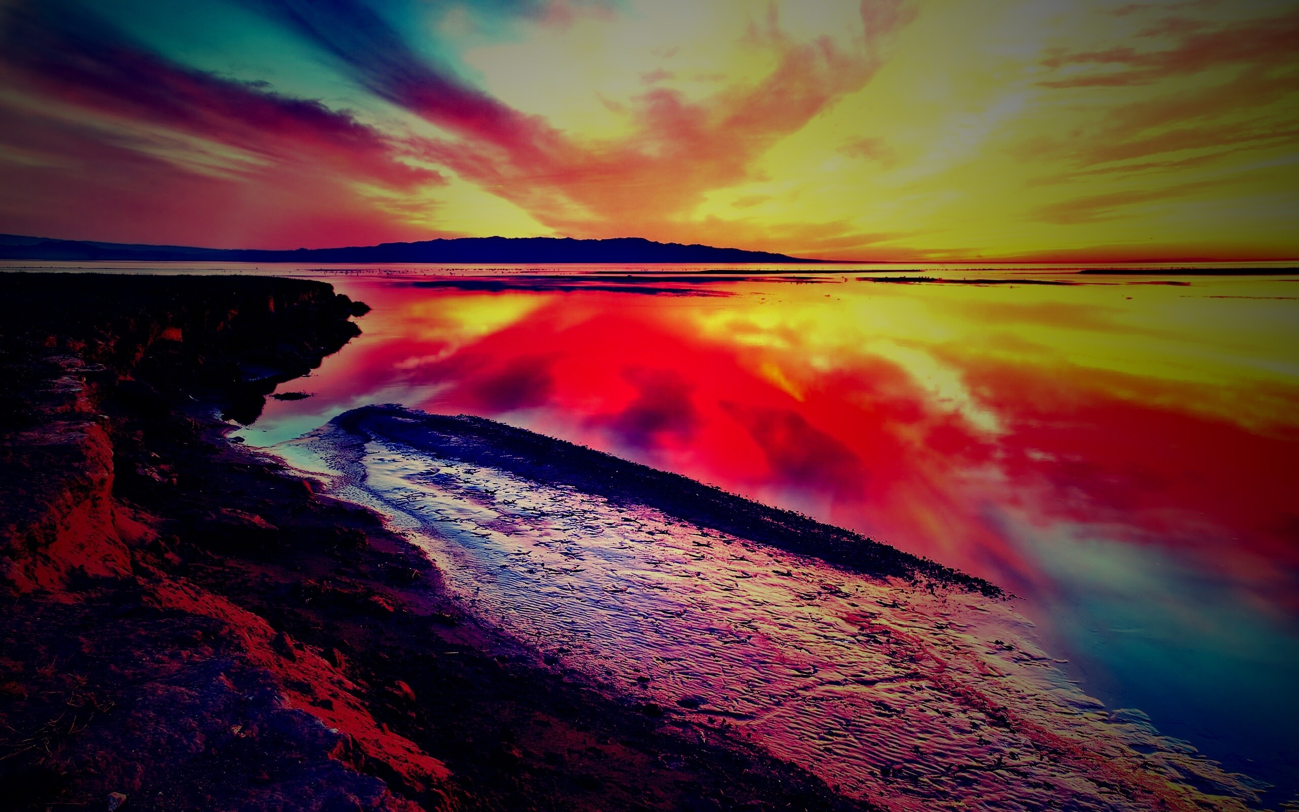 Озеро на закате обои