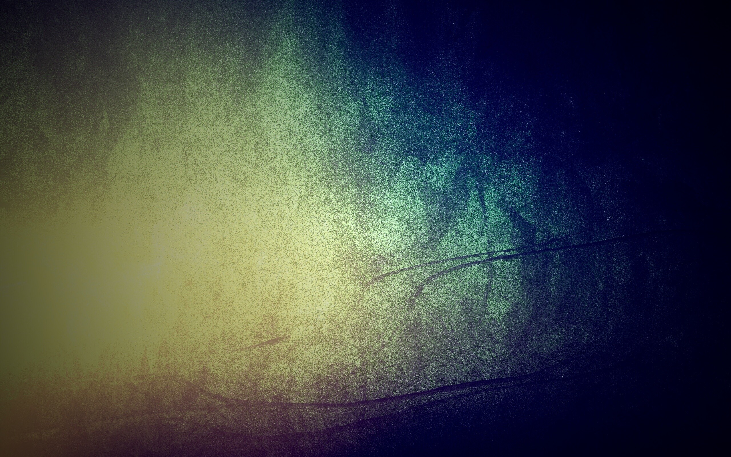 Царапины на стене обои