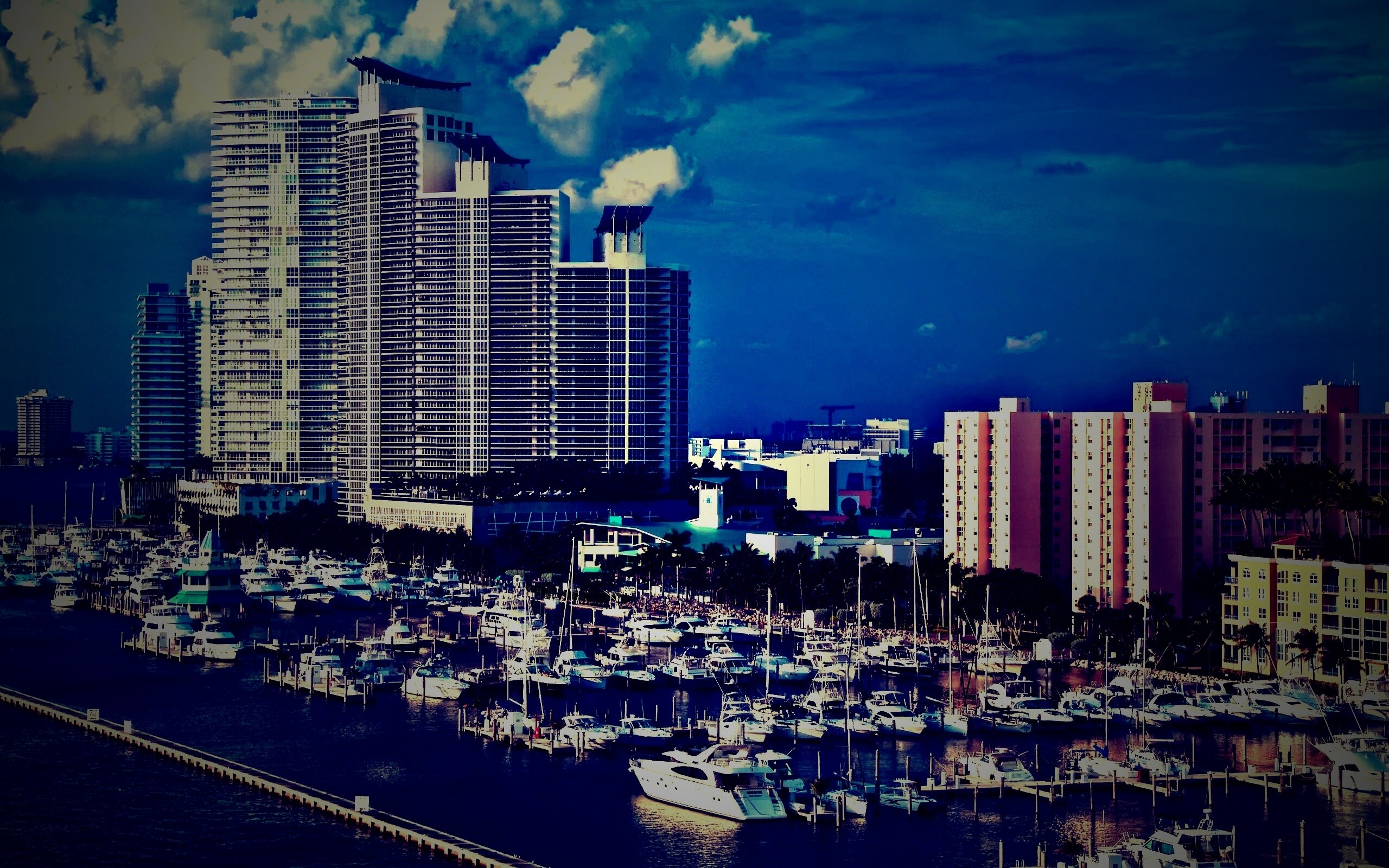 Курортный город обои