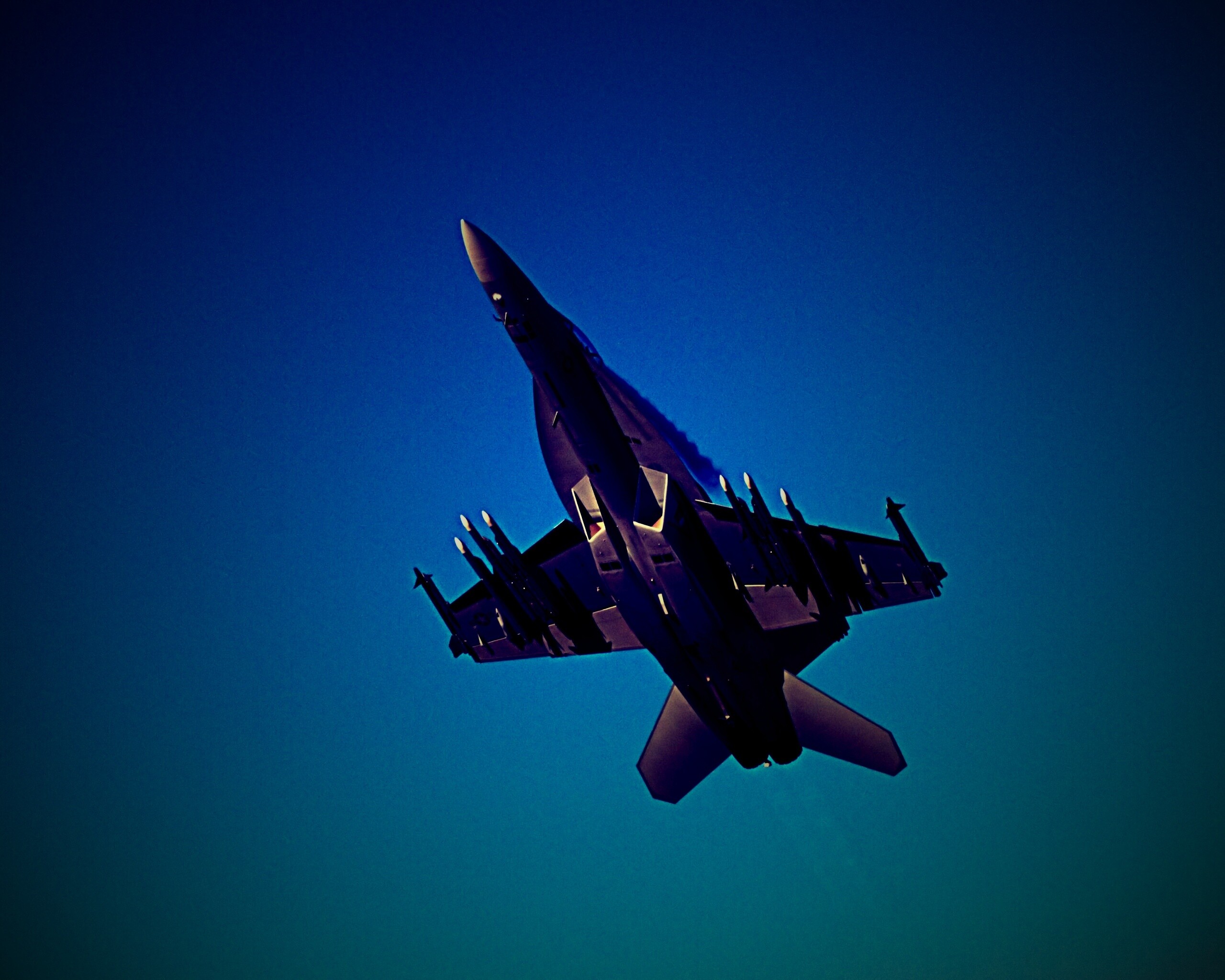 Черынй истребитель обои