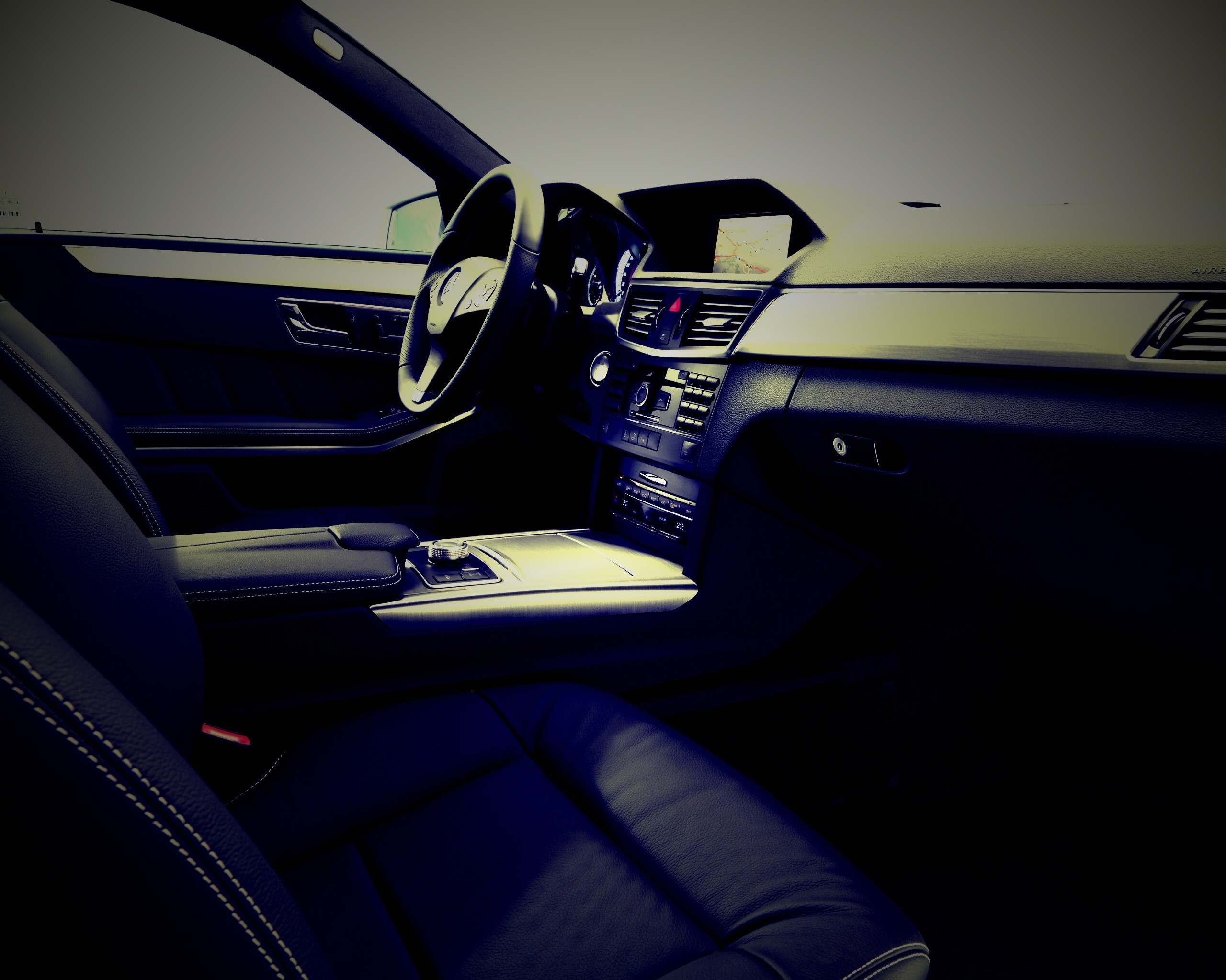 Салон мерседеса обои