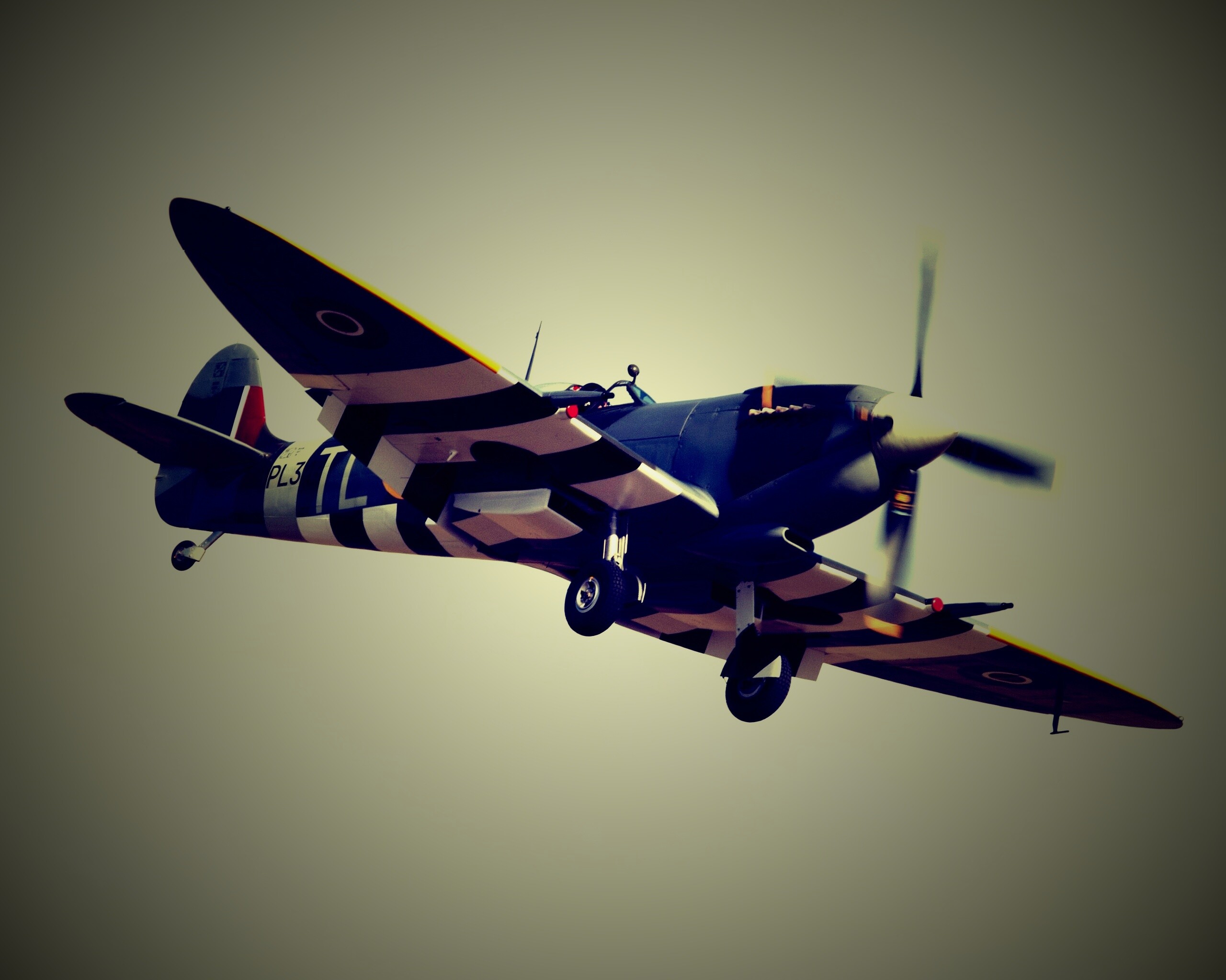 Истребитель времён Второй Мировой Войны обои