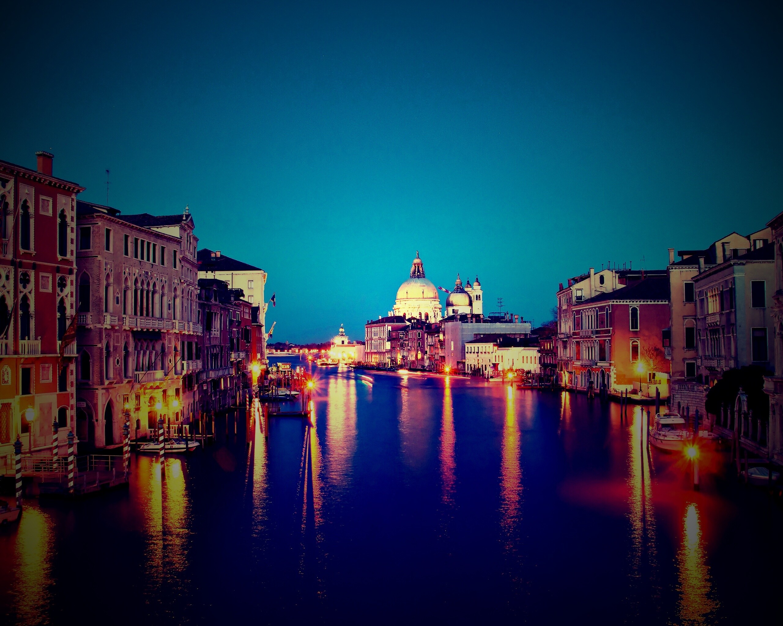 Канал в Венеции обои