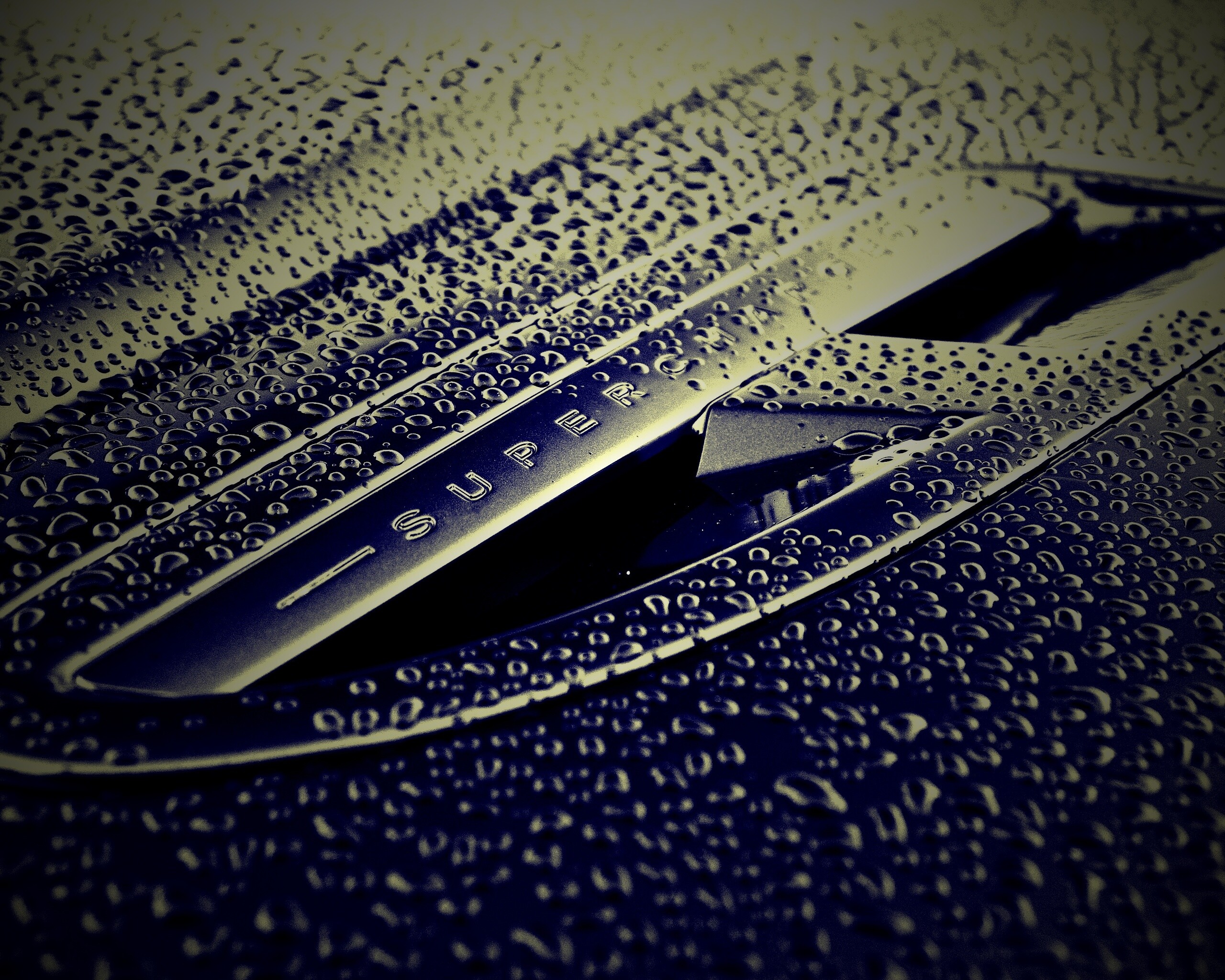 Воздухозаборник автомобиля Ягуар обои