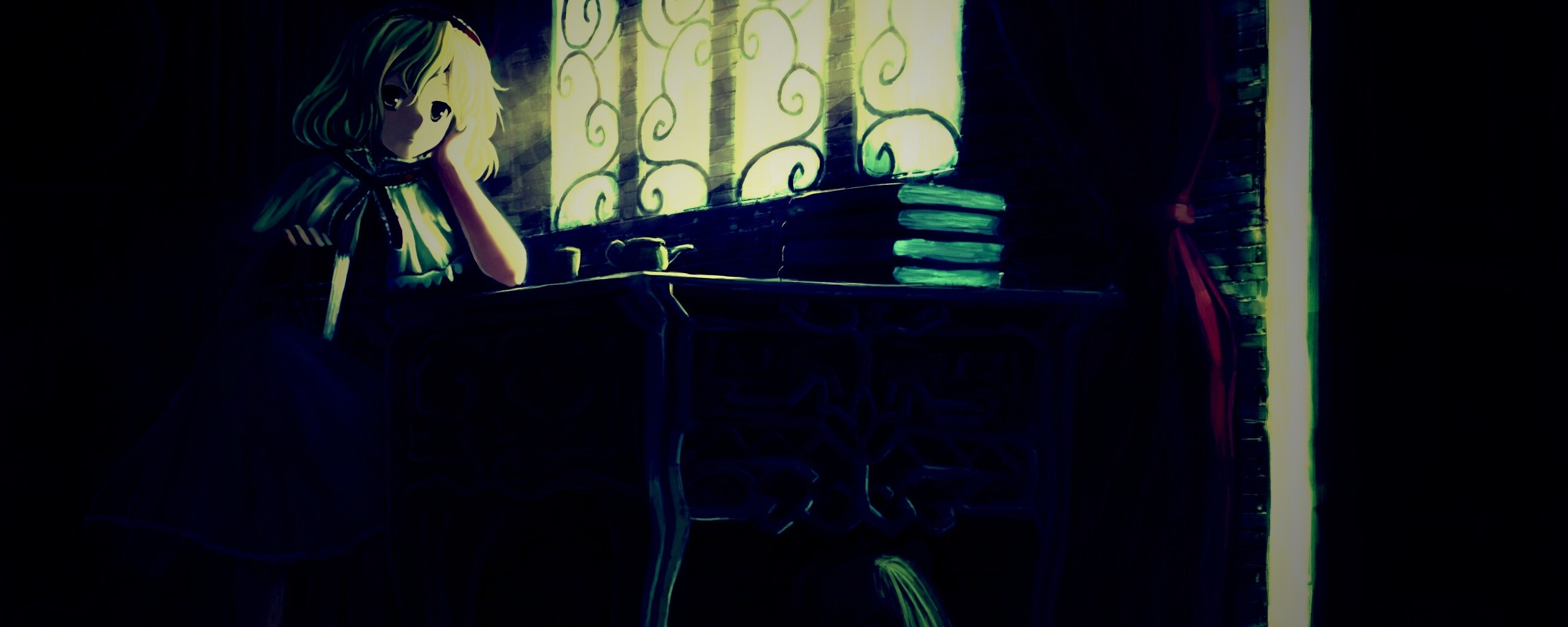 Девочка за столом с книгами обои