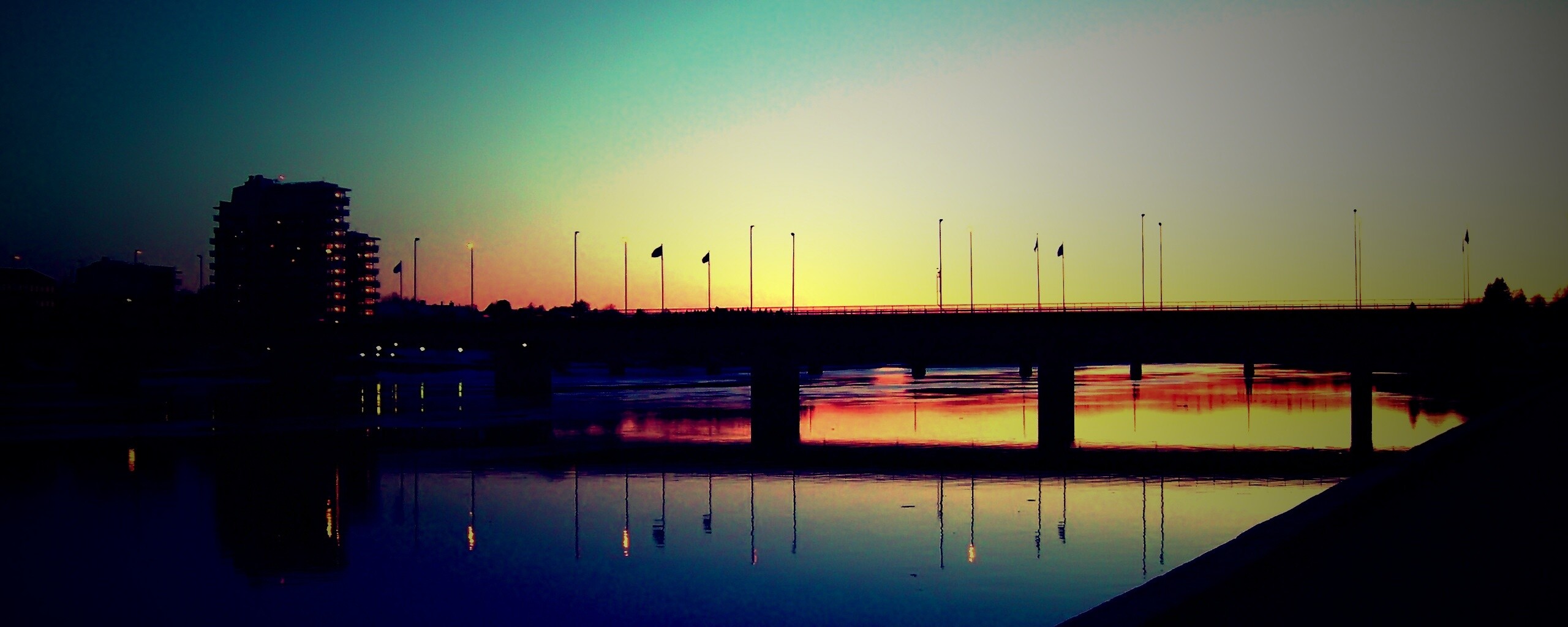 Живописный мост обои