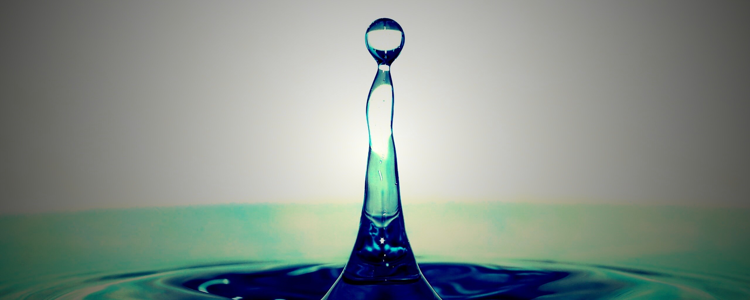 Падение капли обои