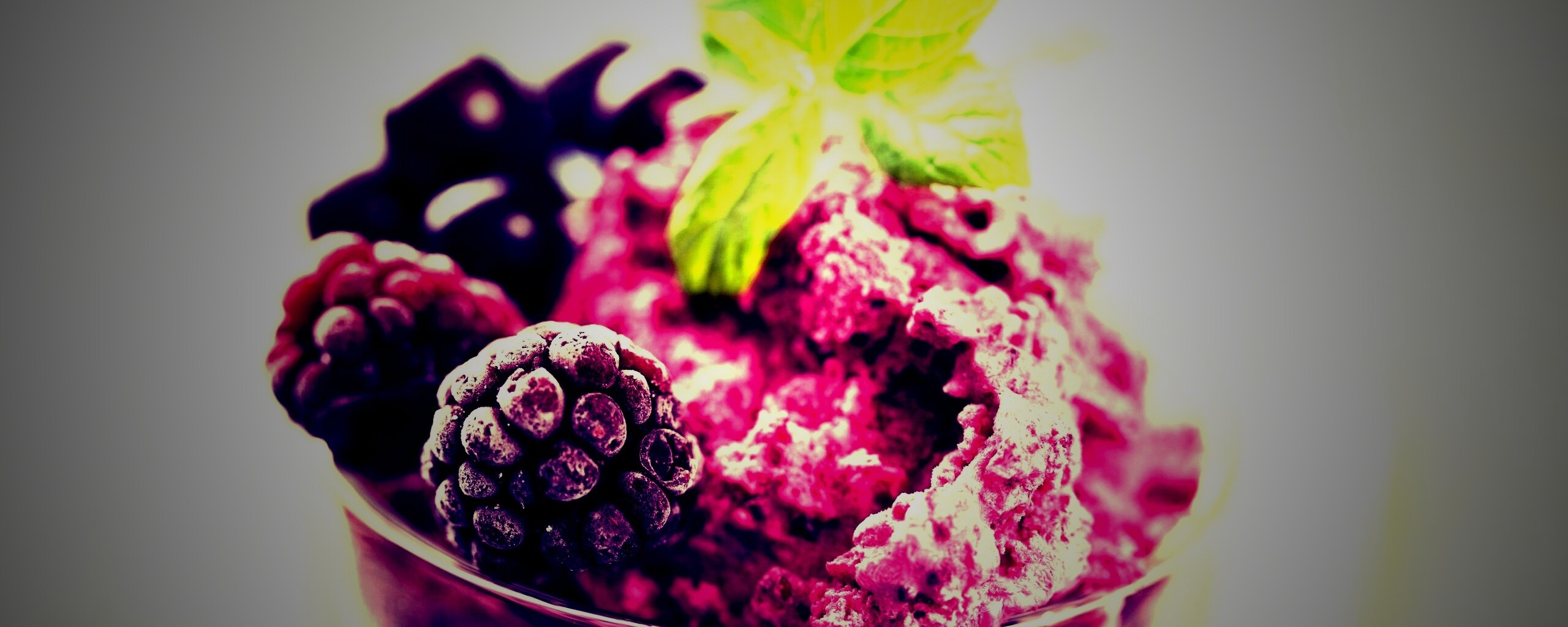 Ягодное мороженное обои