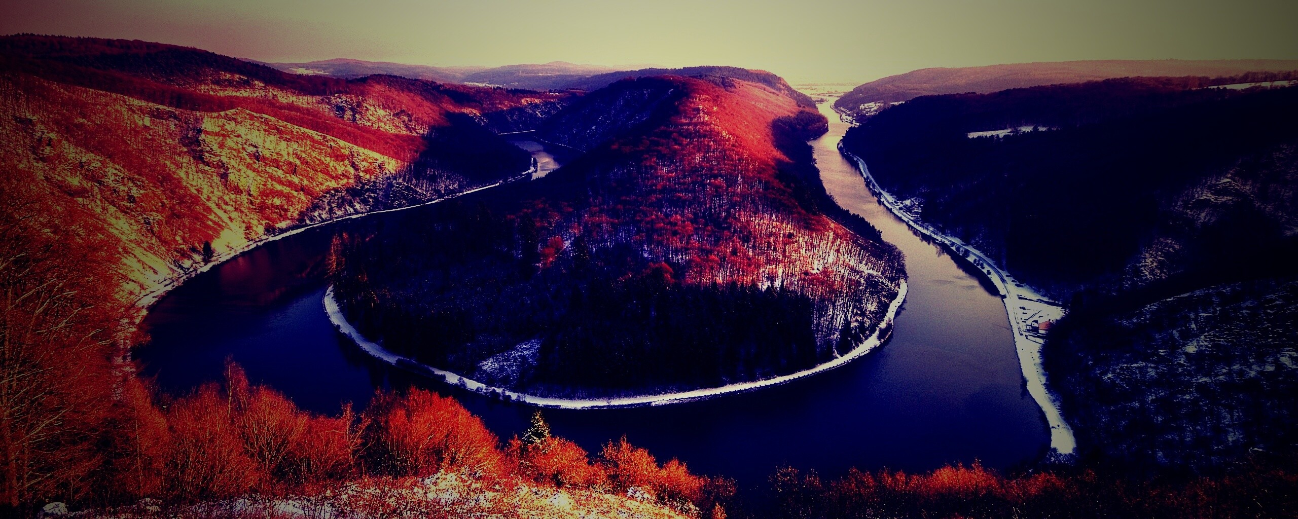 Изгиб реки обои