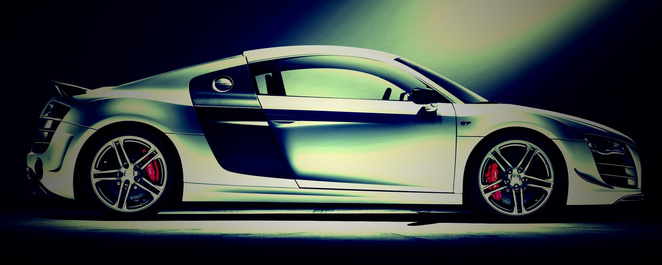 Audi R8 вид сбоку обои