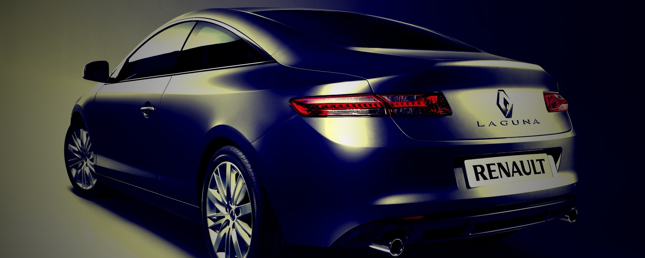 Рено Лагуна: вид сзади обои