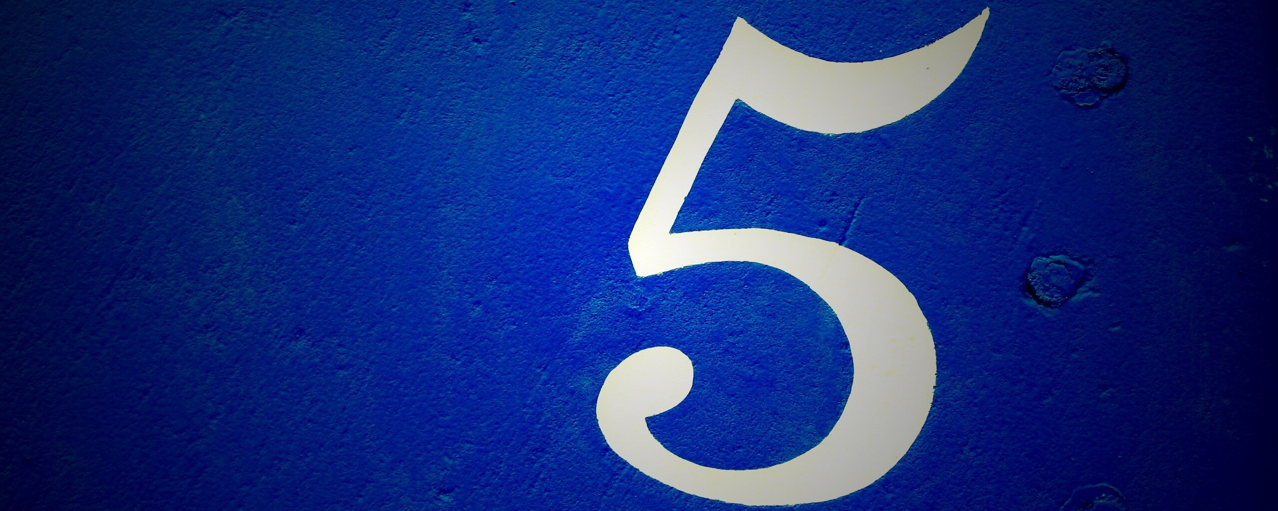 Твердая пятерка обои