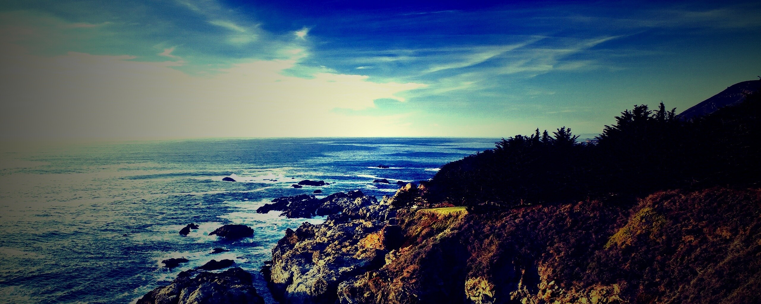 Скалистый берег обои