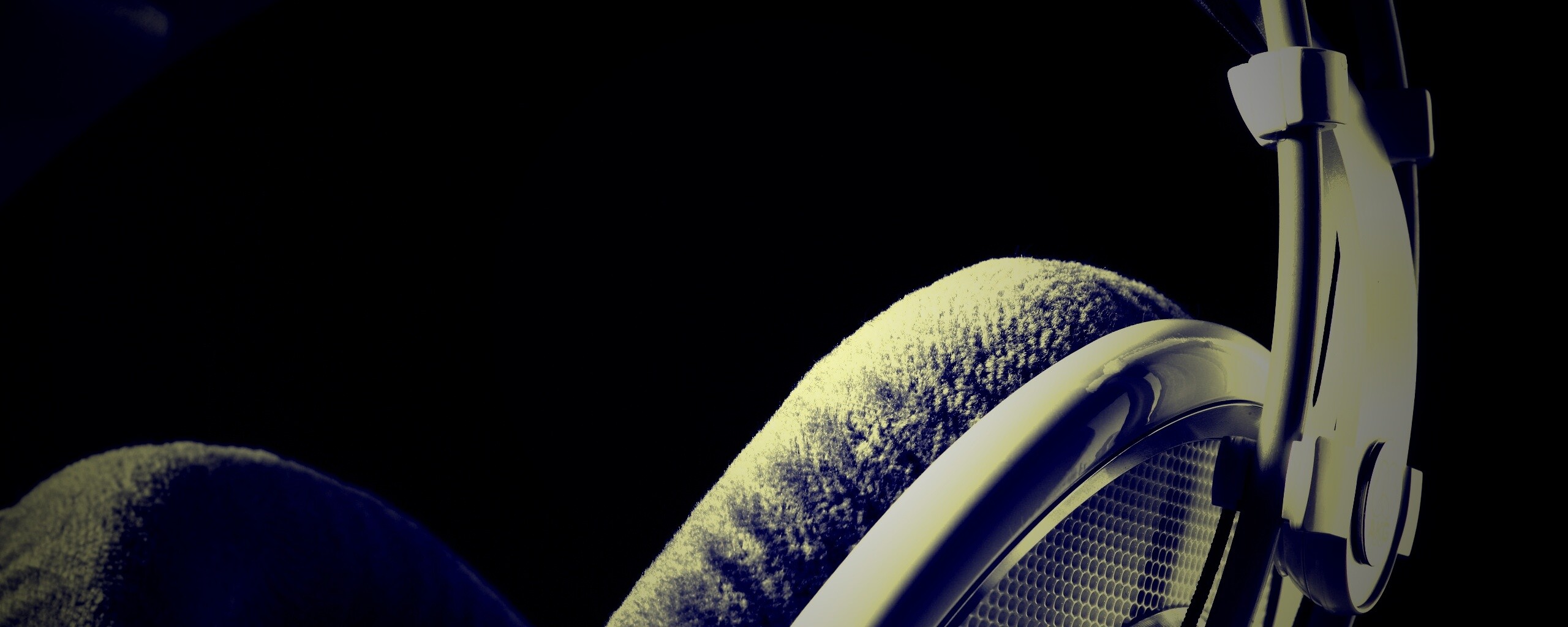 Серые наушники обои