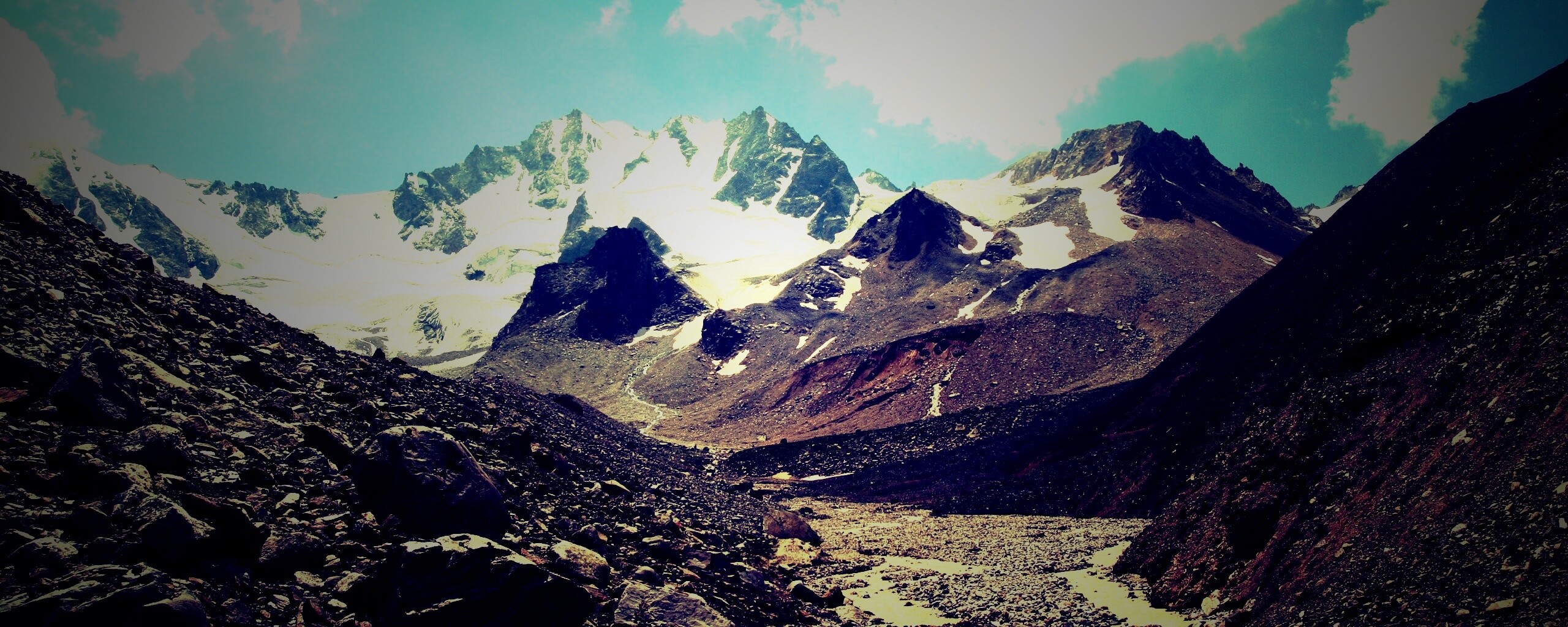 Горный пейзаж обои