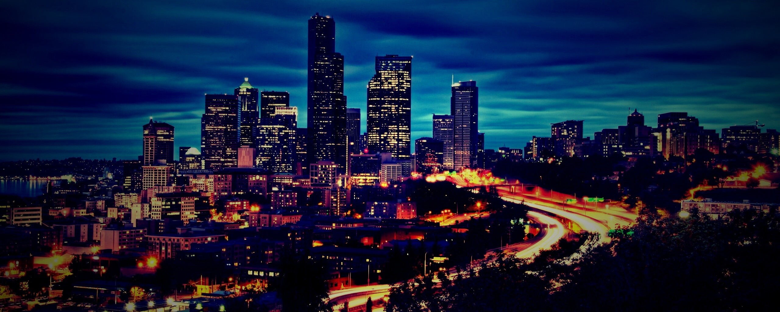 Город вдали обои