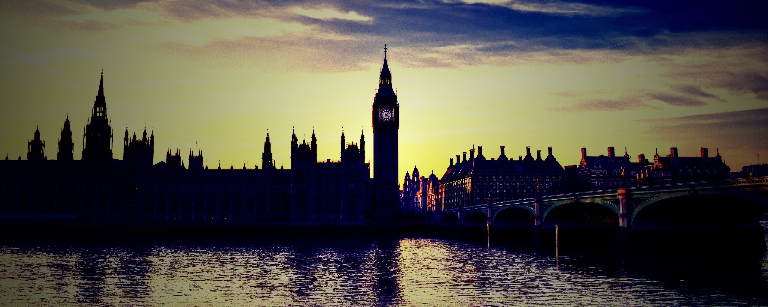 Биг-Бен на берегу Темзы обои