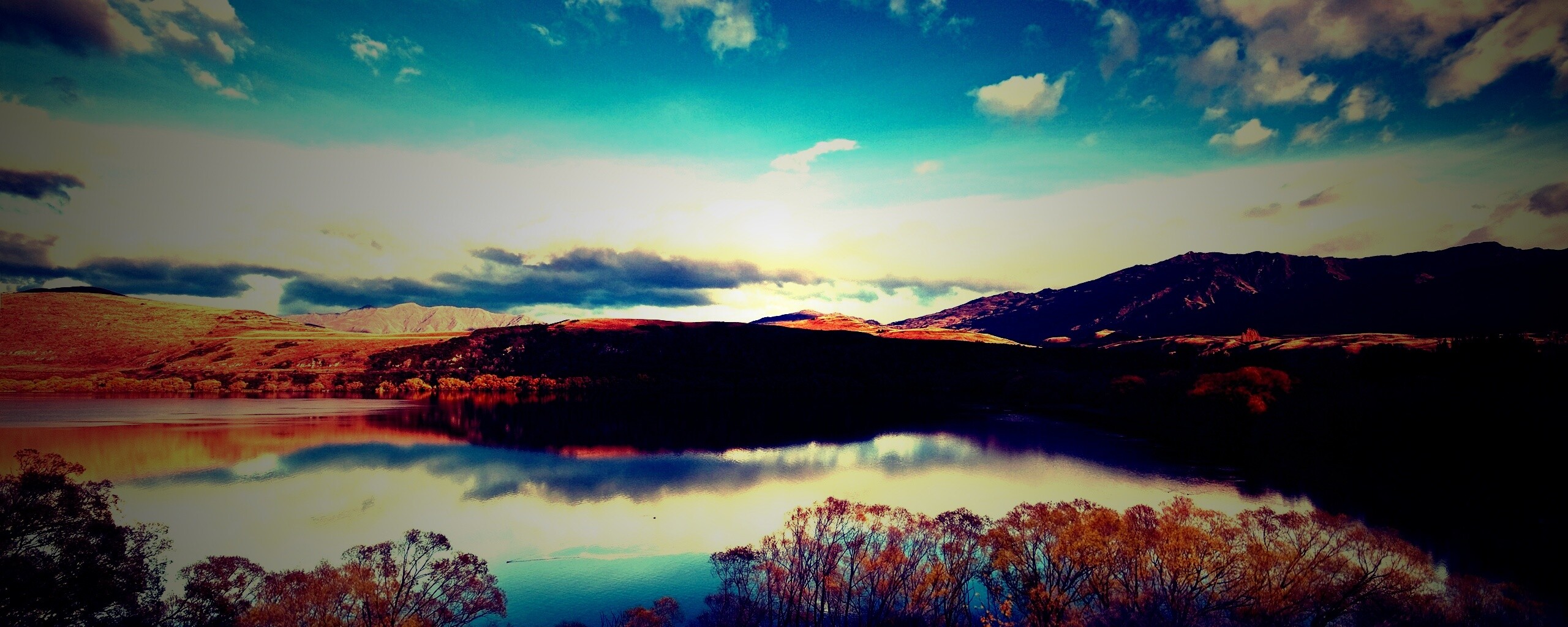 Живописное озеро обои