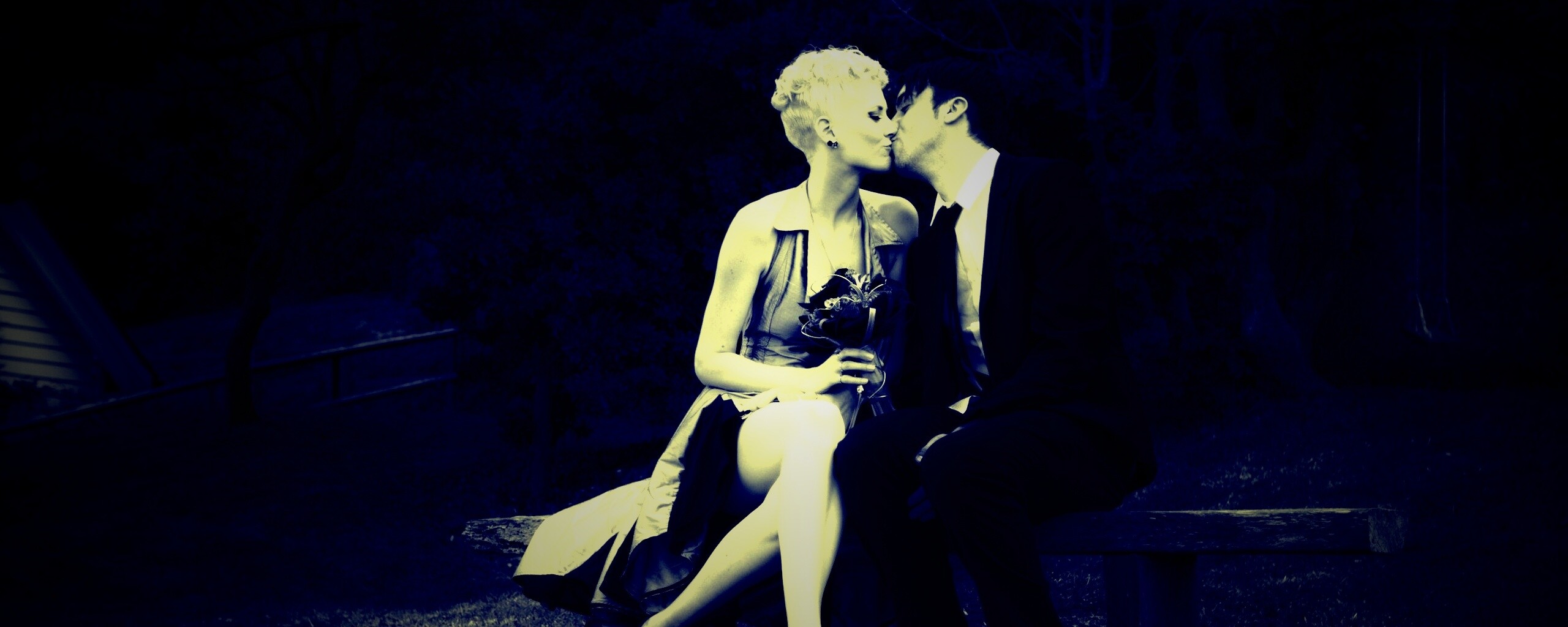 Поцелуй обои