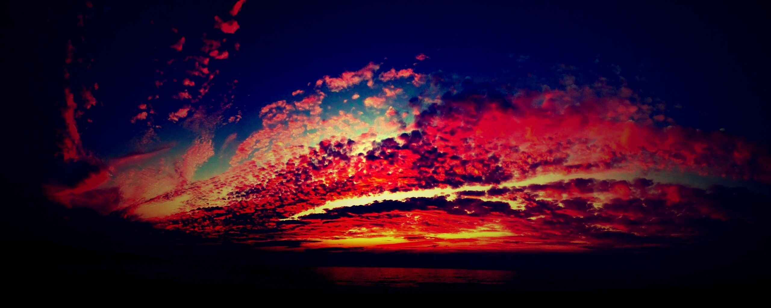 Изумитеьное закатное небо обои