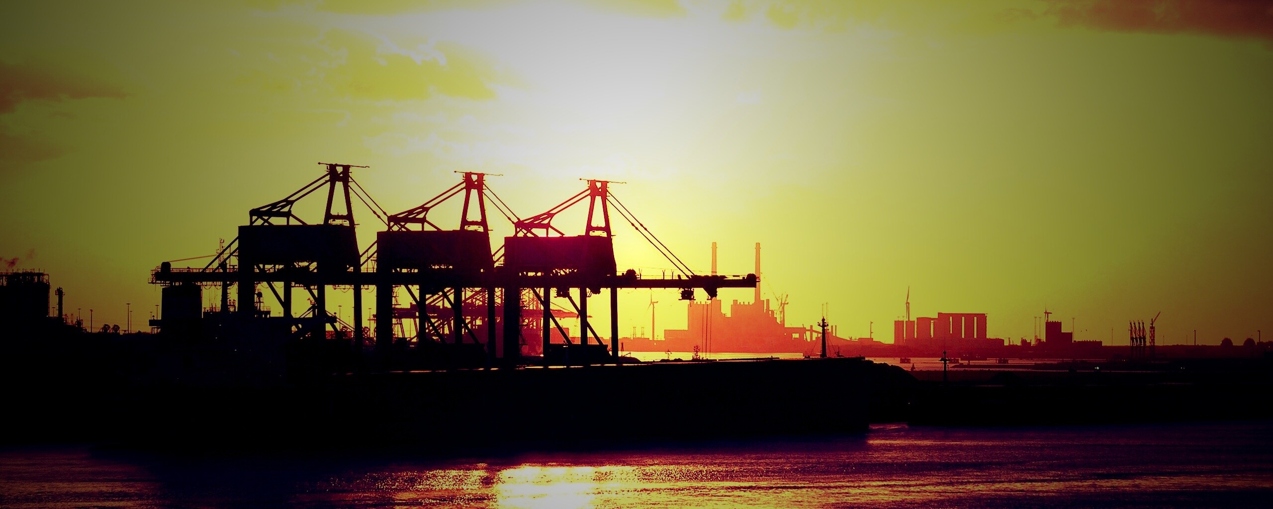 Грузовой порт обои