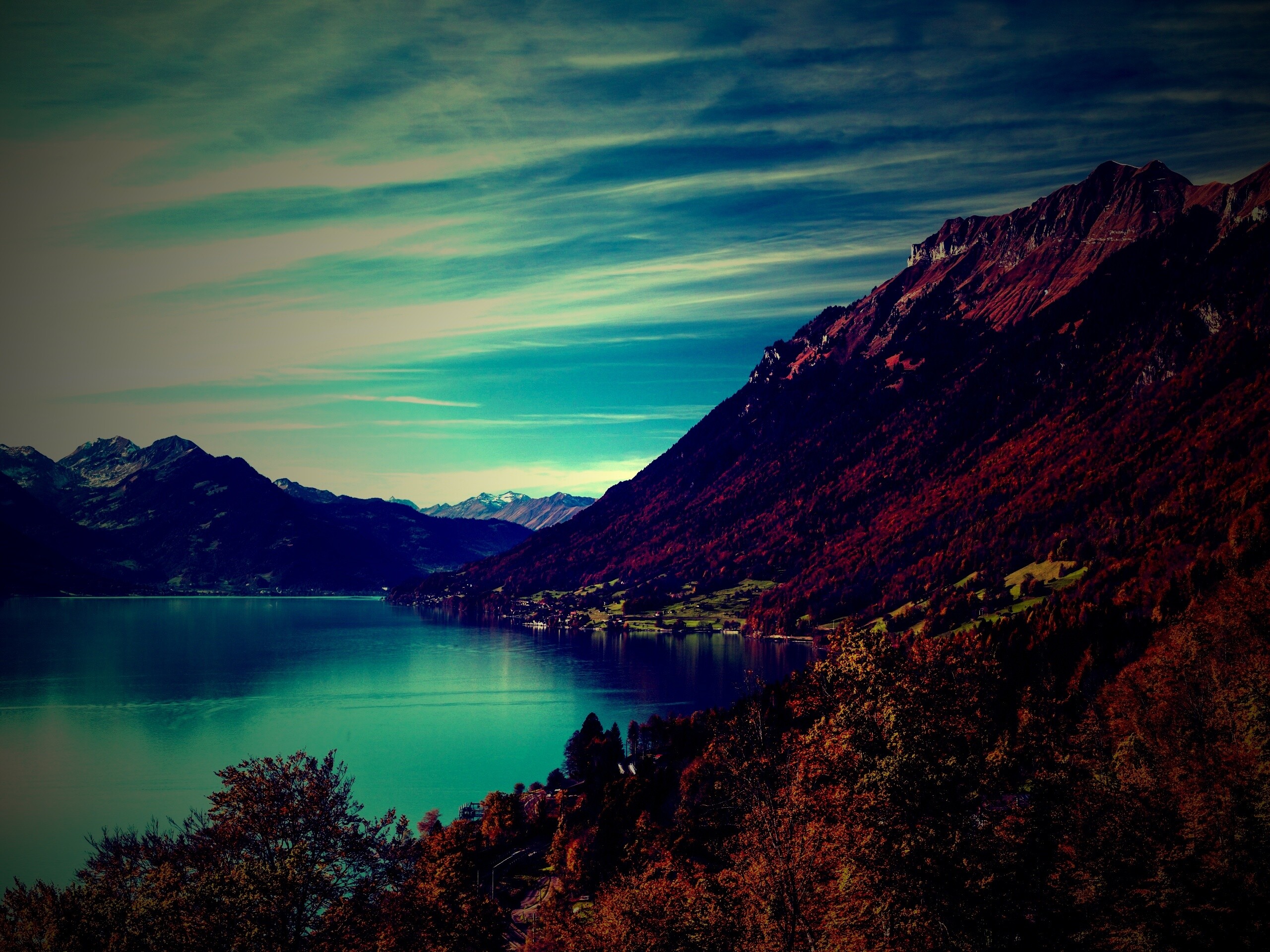 Горное озеро обои