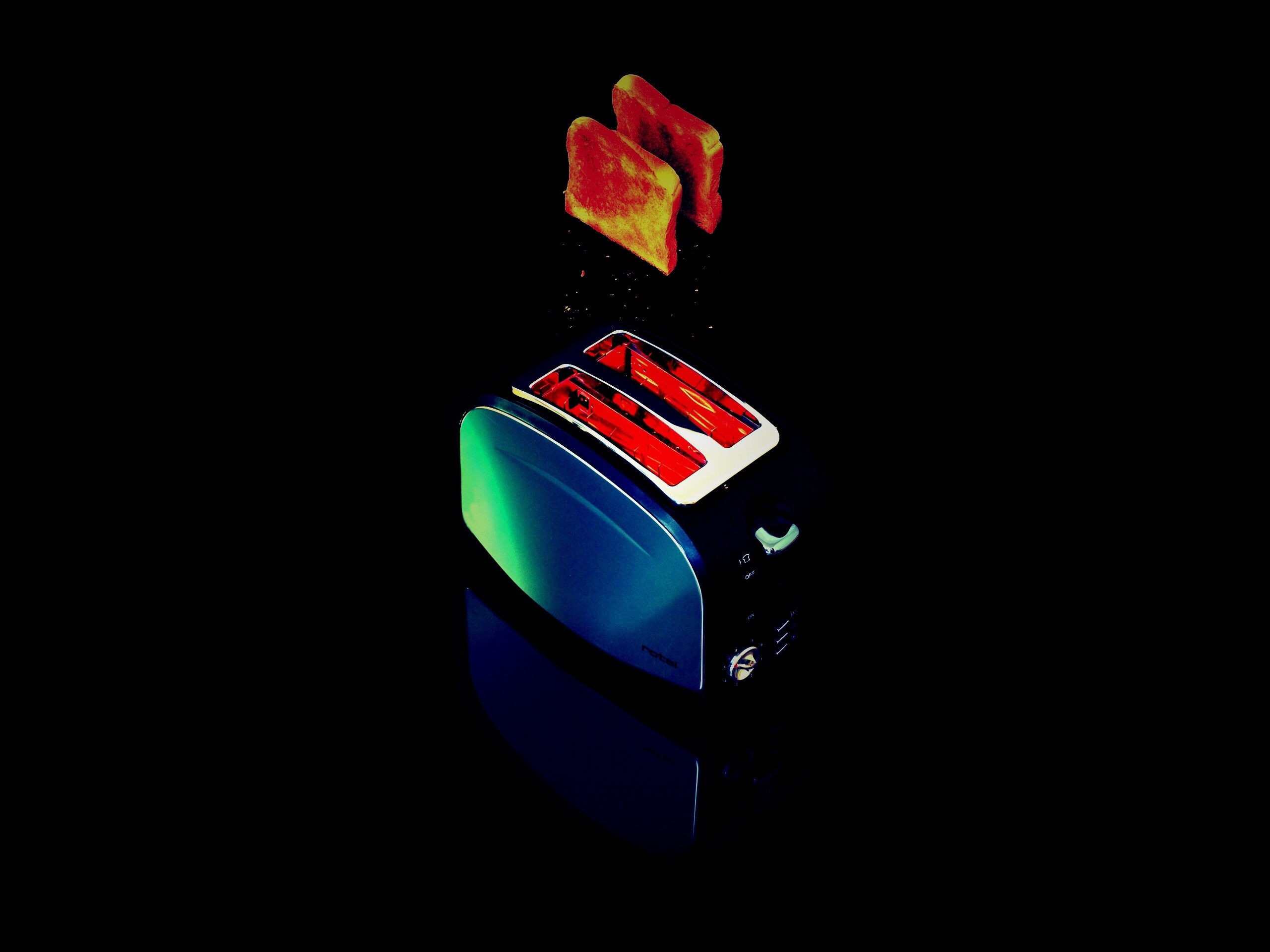 Выстрел из тостера обои