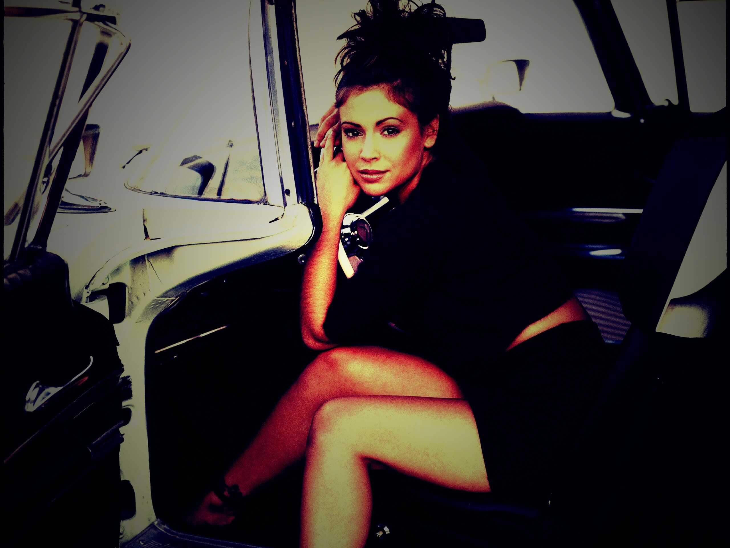 Алиса Милано обои