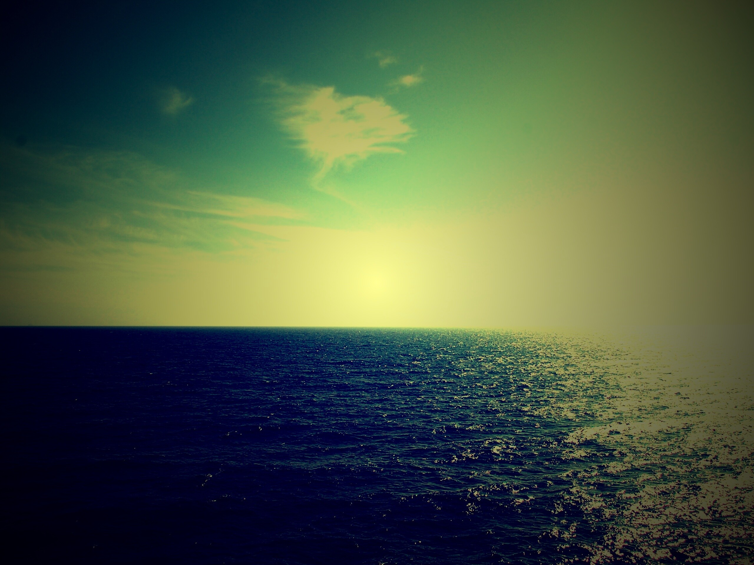 Бескрайнее море обои