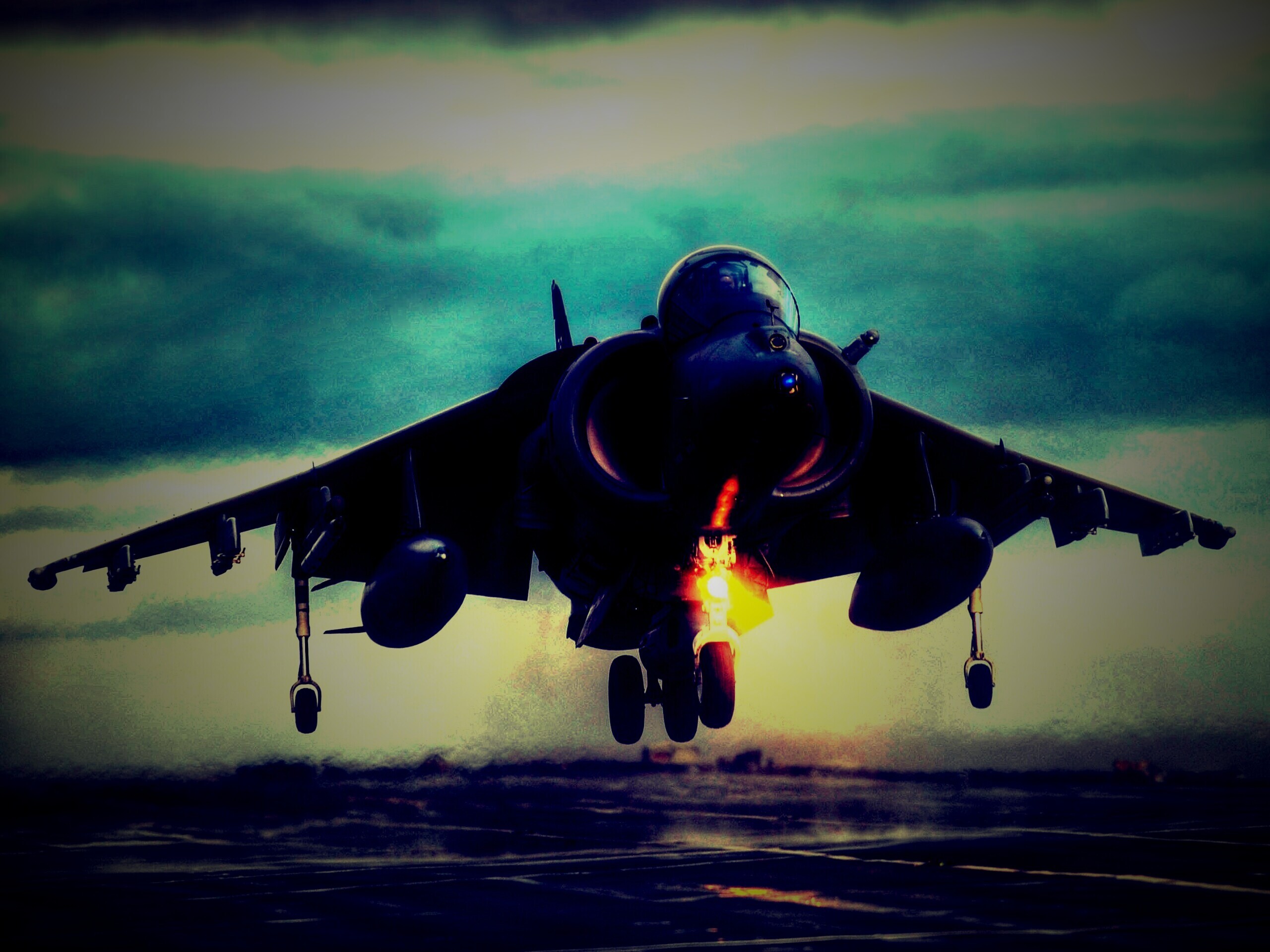 Истребитель на взлете обои