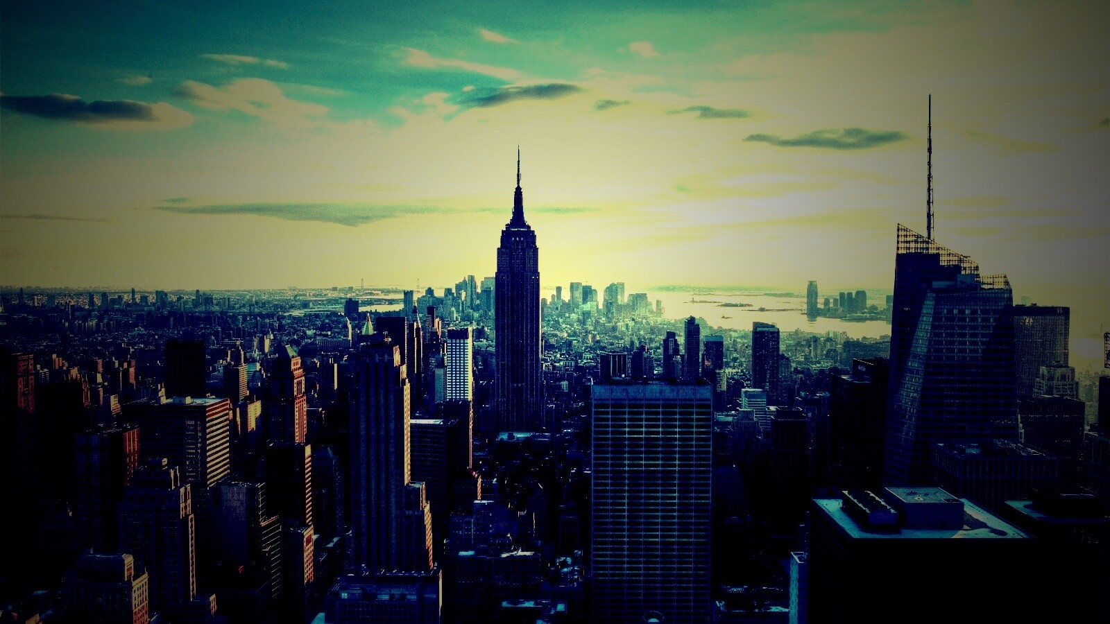 Большой город обои