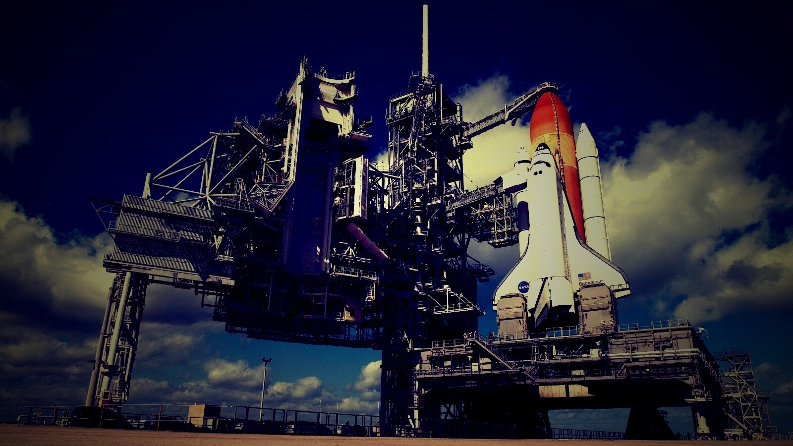 Шаттл на старте обои