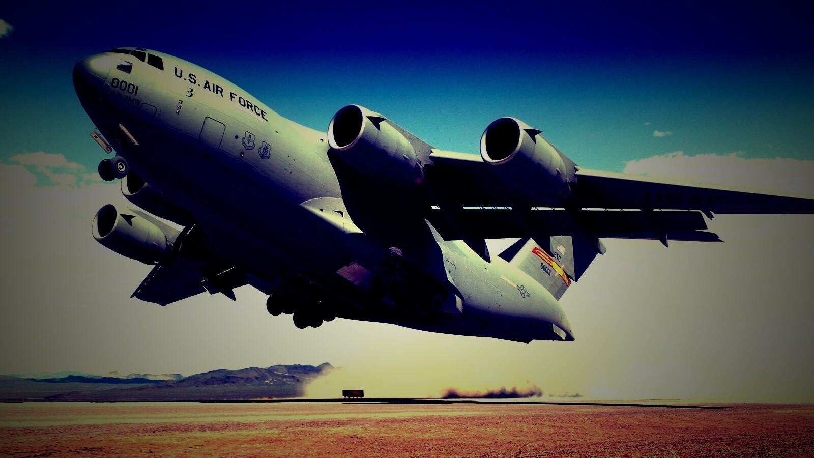 Транспортный самолет воздушных сил США обои