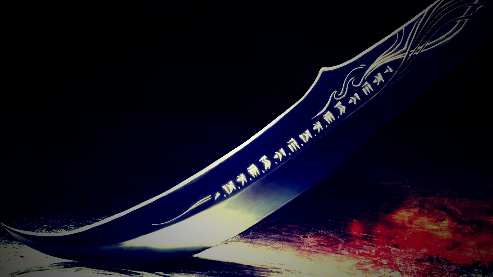 Клинок с магическими рунами обои