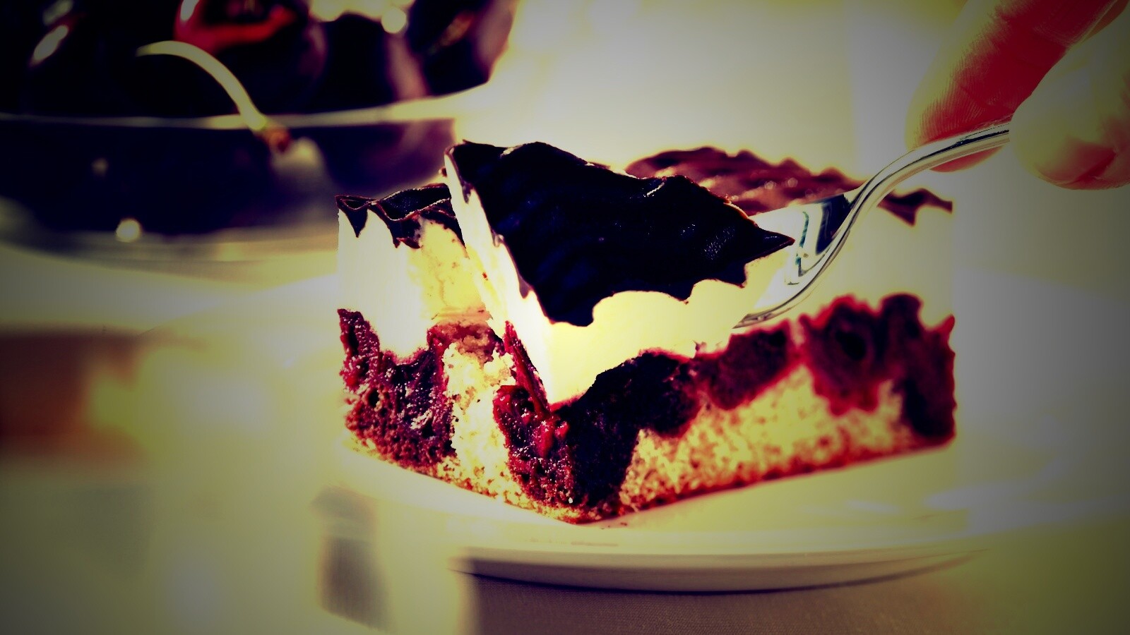 Вишневое пирожное обои