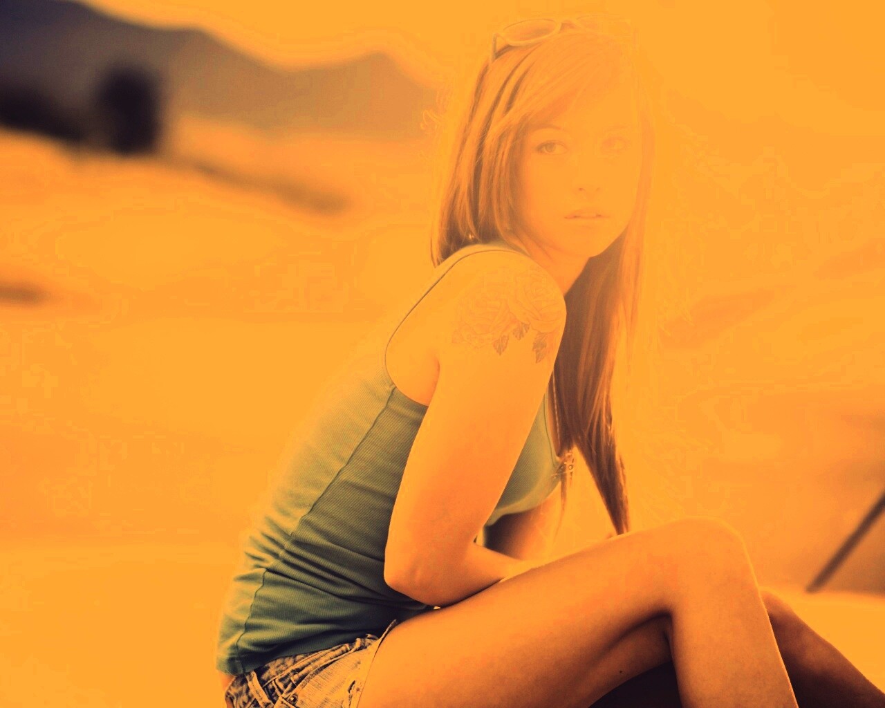 Синяя кофточка обои