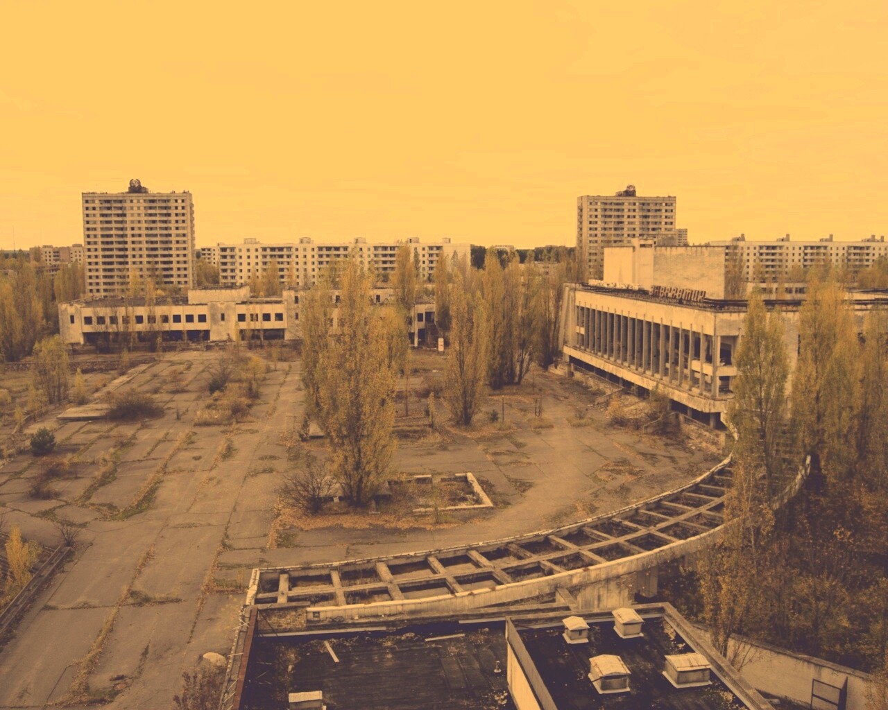 Площадь в Припяти обои